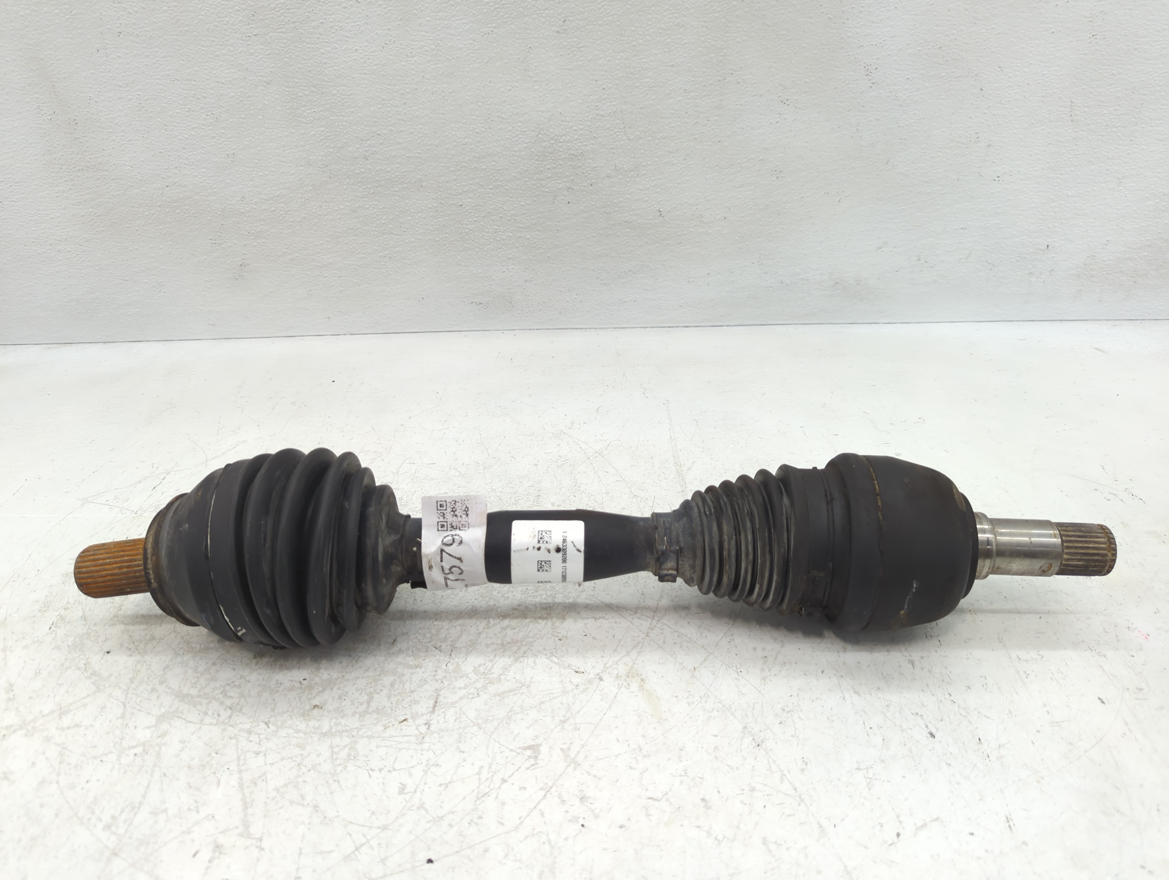 Picture of 2014-2019 Mercedes-benz Cla250 Axle Shaft Front Driver Cv C/v 1127579