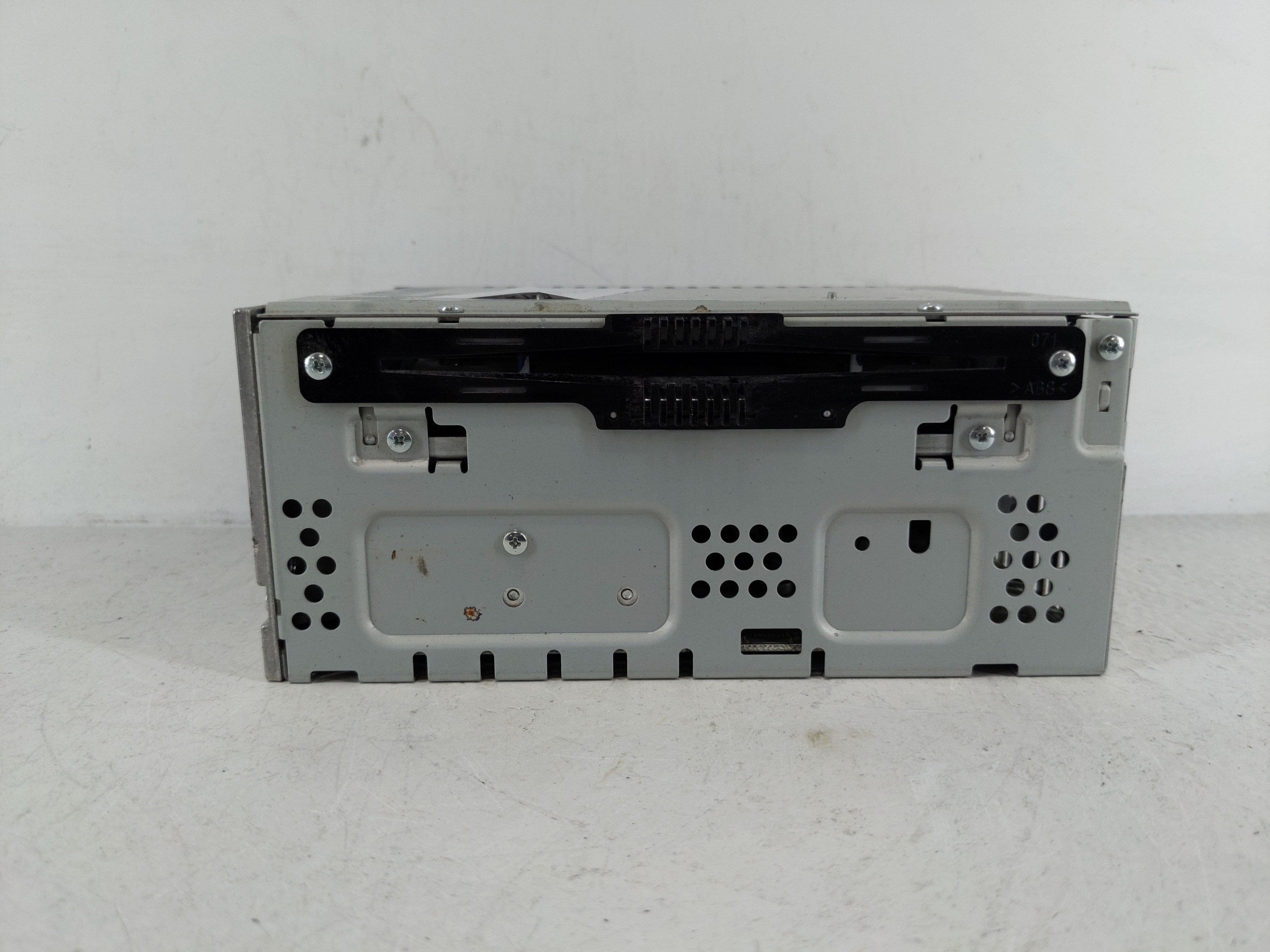 2015-2015 Ford Taurus Am Fm Cd Player Radio Receiver 1127610 - Oemusedautoparts1.com