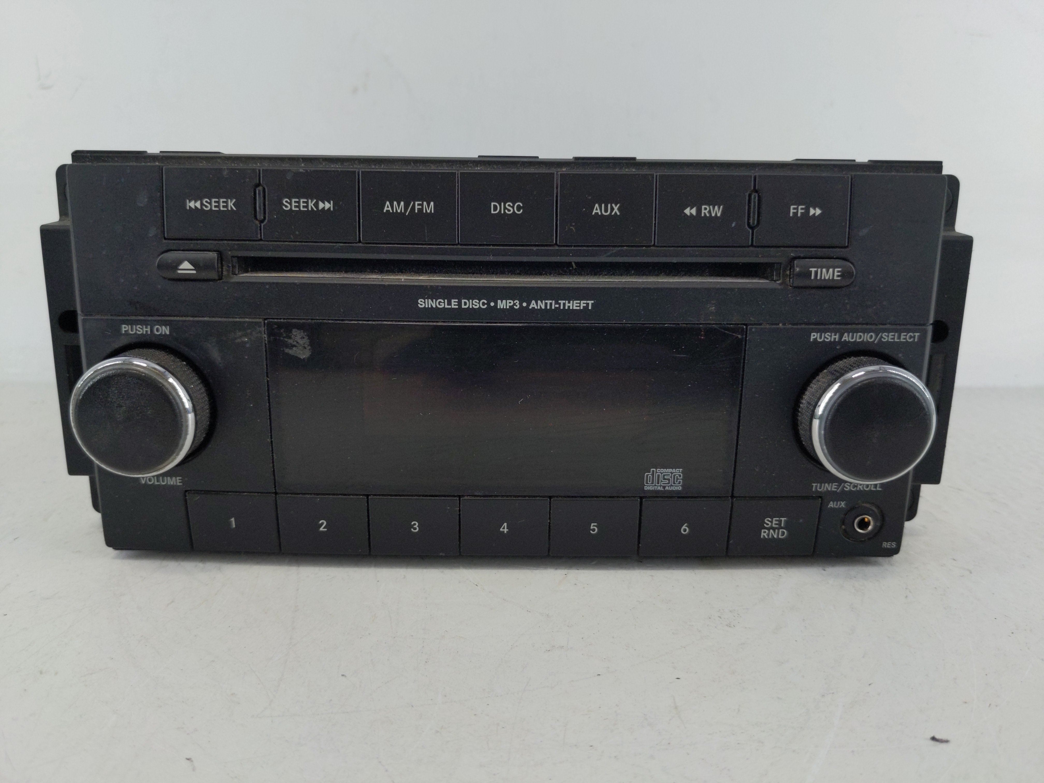 Picture of Dodge Caravan Am Fm Cd Player Radio Receiver 1127612