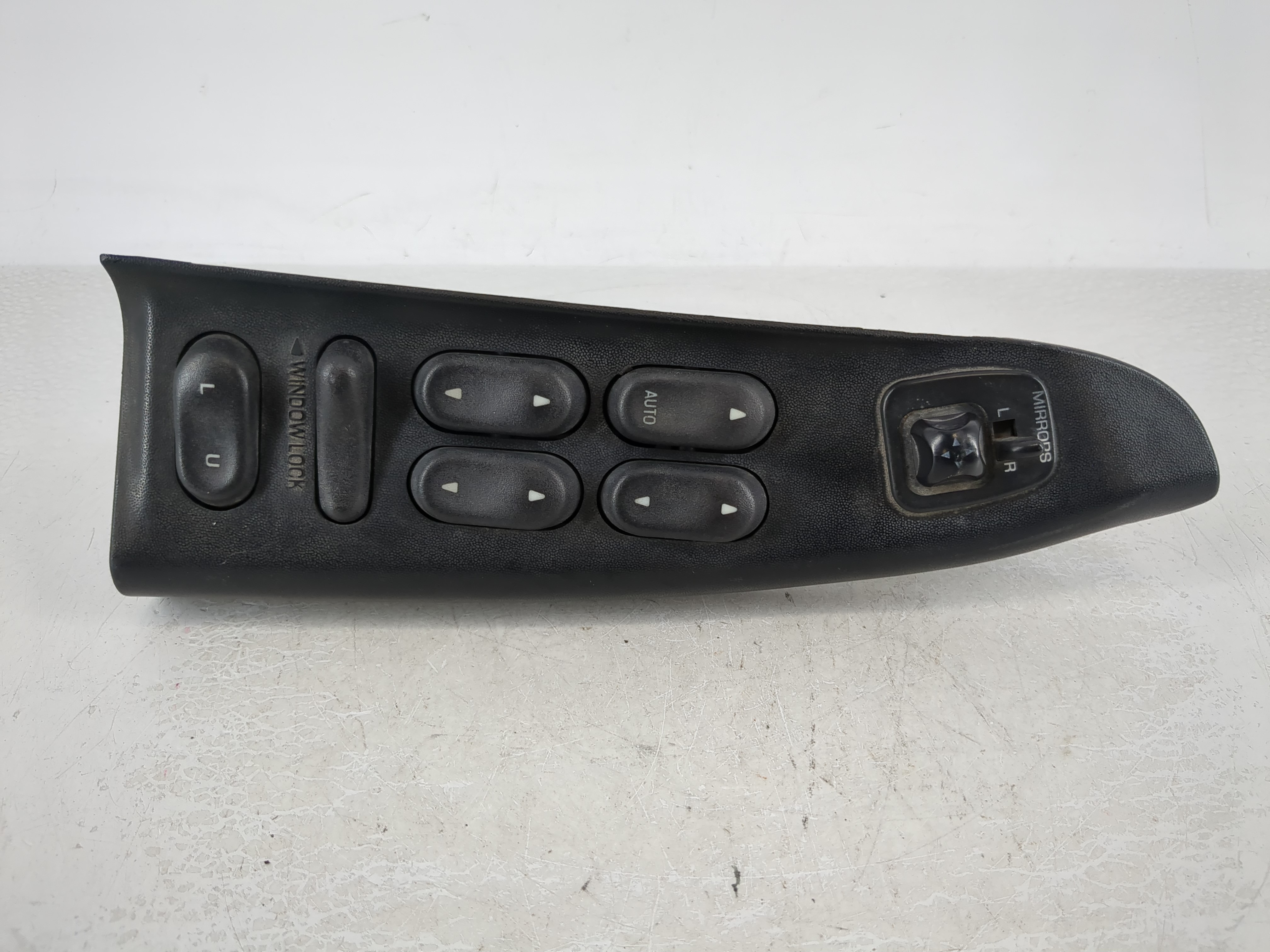 Picture of 1999 Ford F-250 Super Duty Driver Left Door Master Power Window Switch 1127705