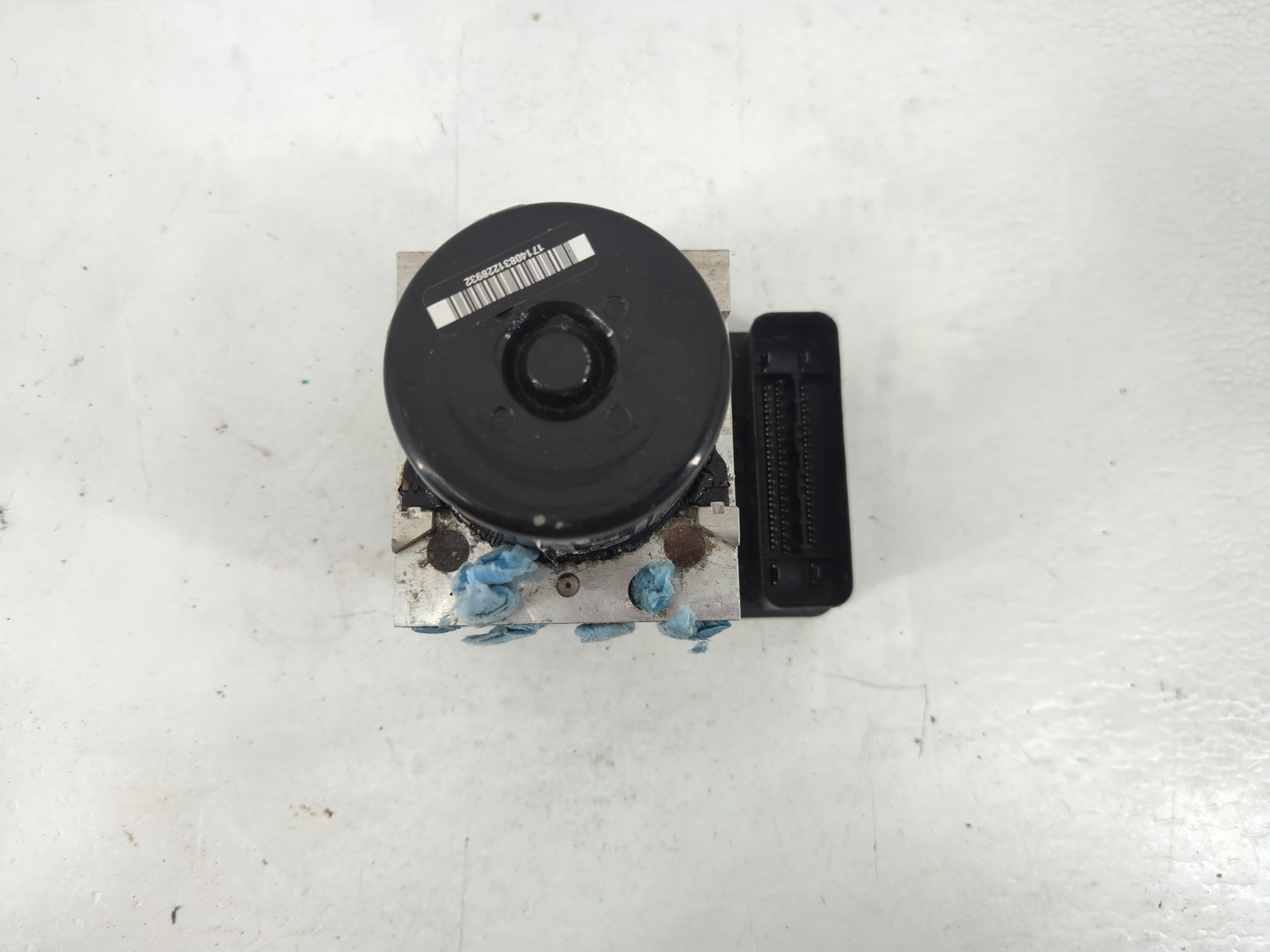 2013-2015 Volkswagen Passat Abs Pump Control Module 1127733 - Oemusedautoparts1.com