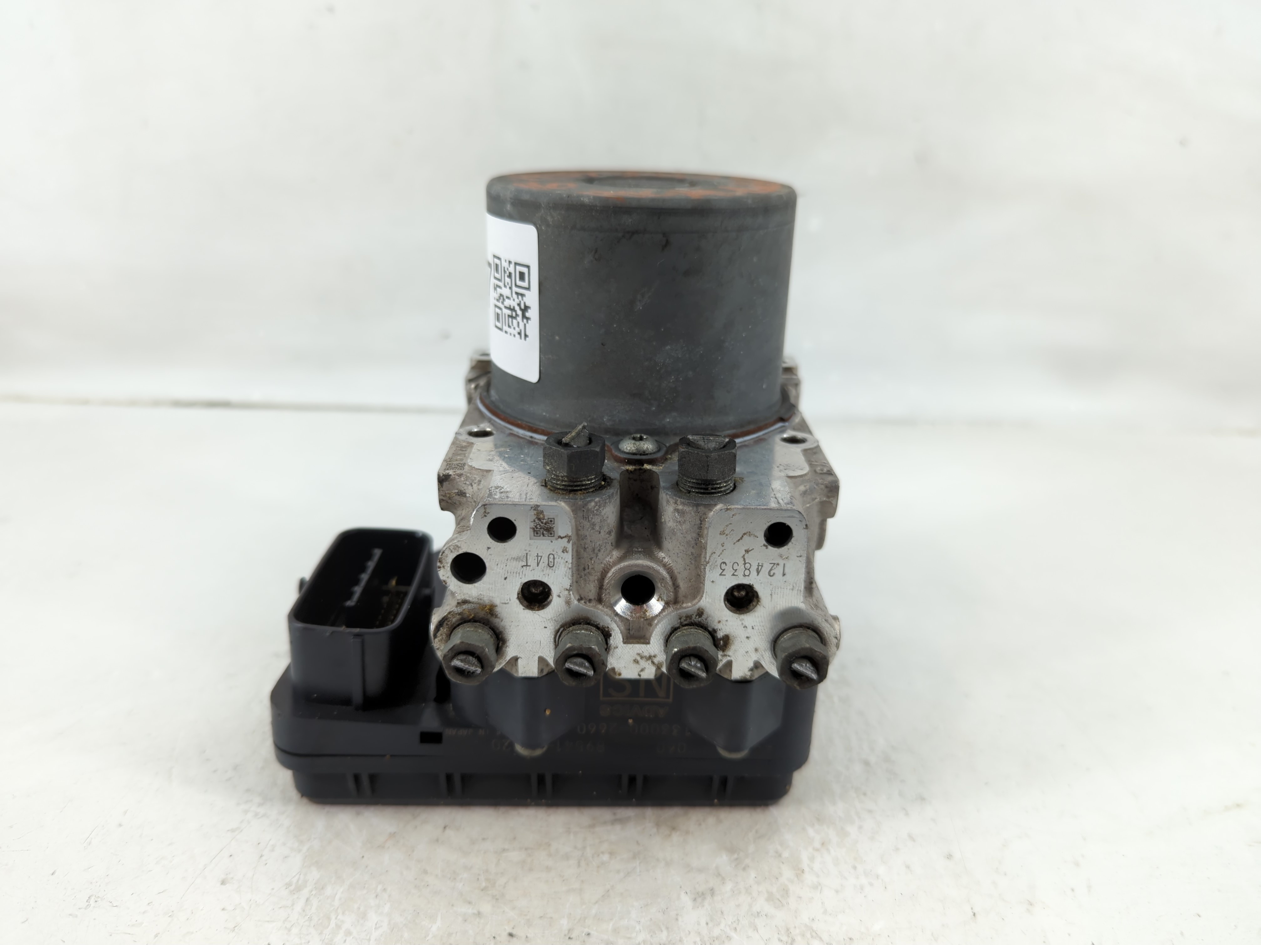 Picture of 2014-2016 Toyota Highlander Abs Pump Control Module 1127737