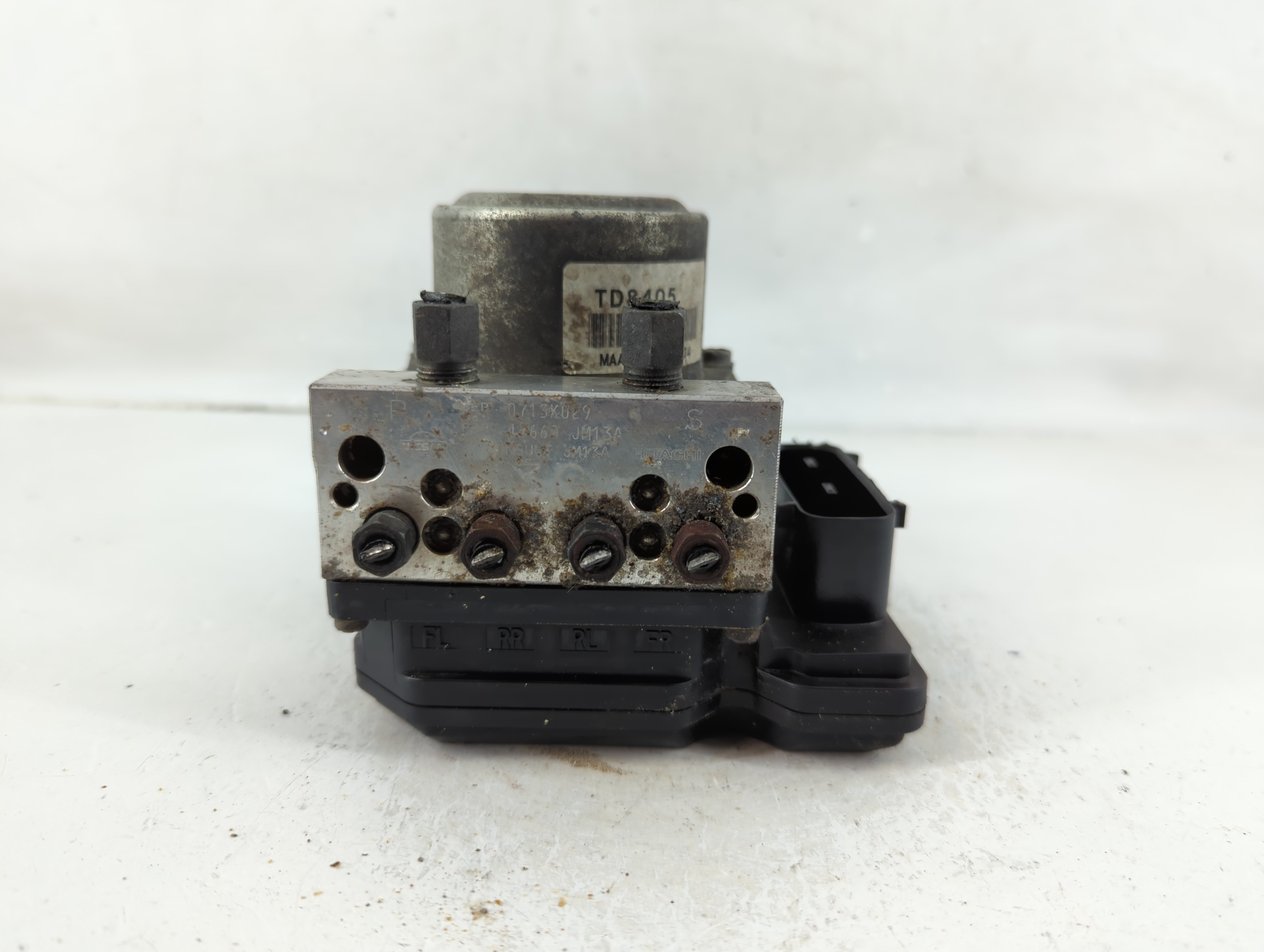 Picture of 2011-2011 Nissan Rogue Abs Pump Control Module 1127745