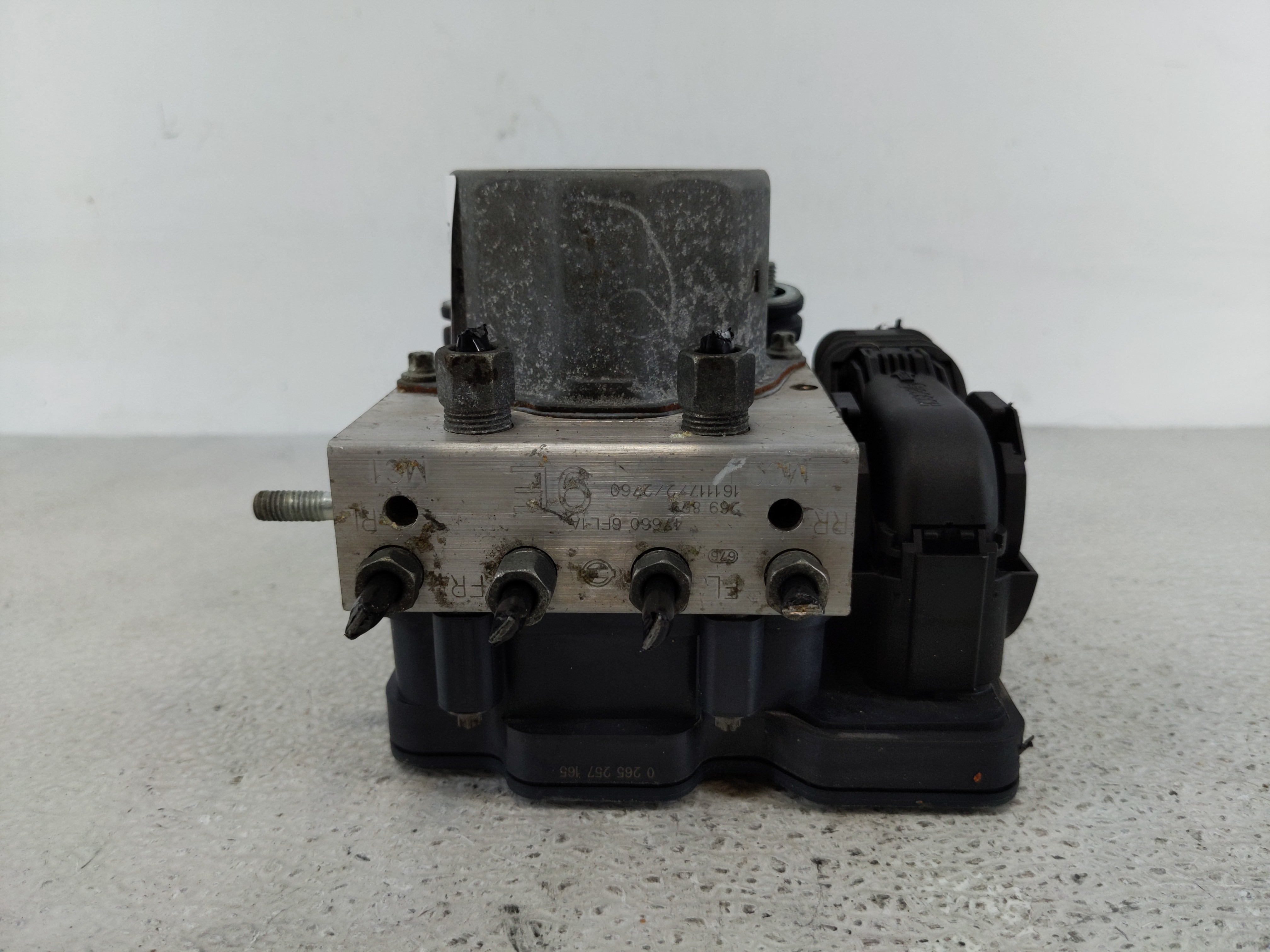 2017-2017 Nissan Rogue Abs Pump Control Module 1127807 - Oemusedautoparts1.com