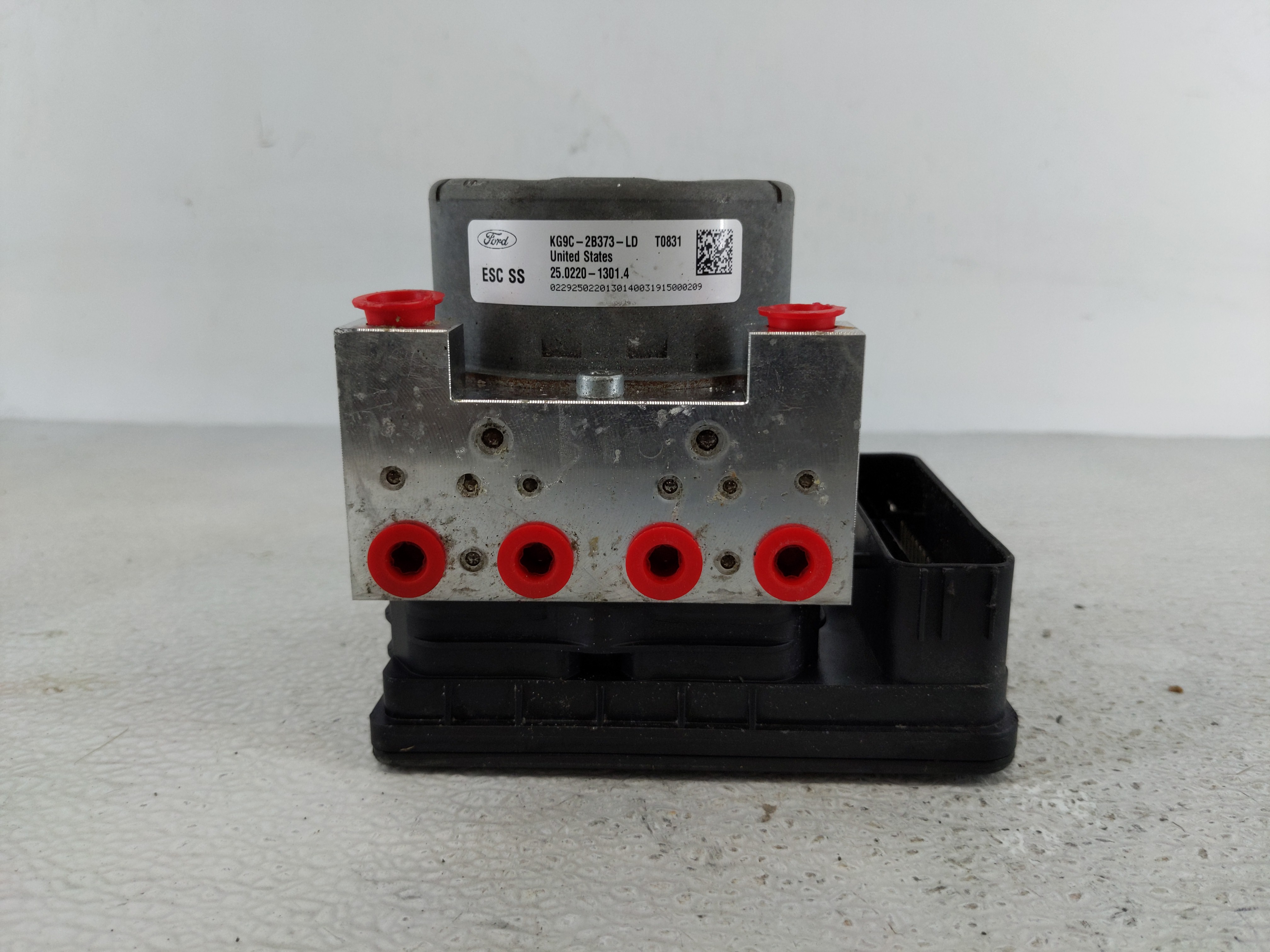 2019-2020 Ford Fusion Abs Pump Control Module 1128526 - Oemusedautoparts1.com