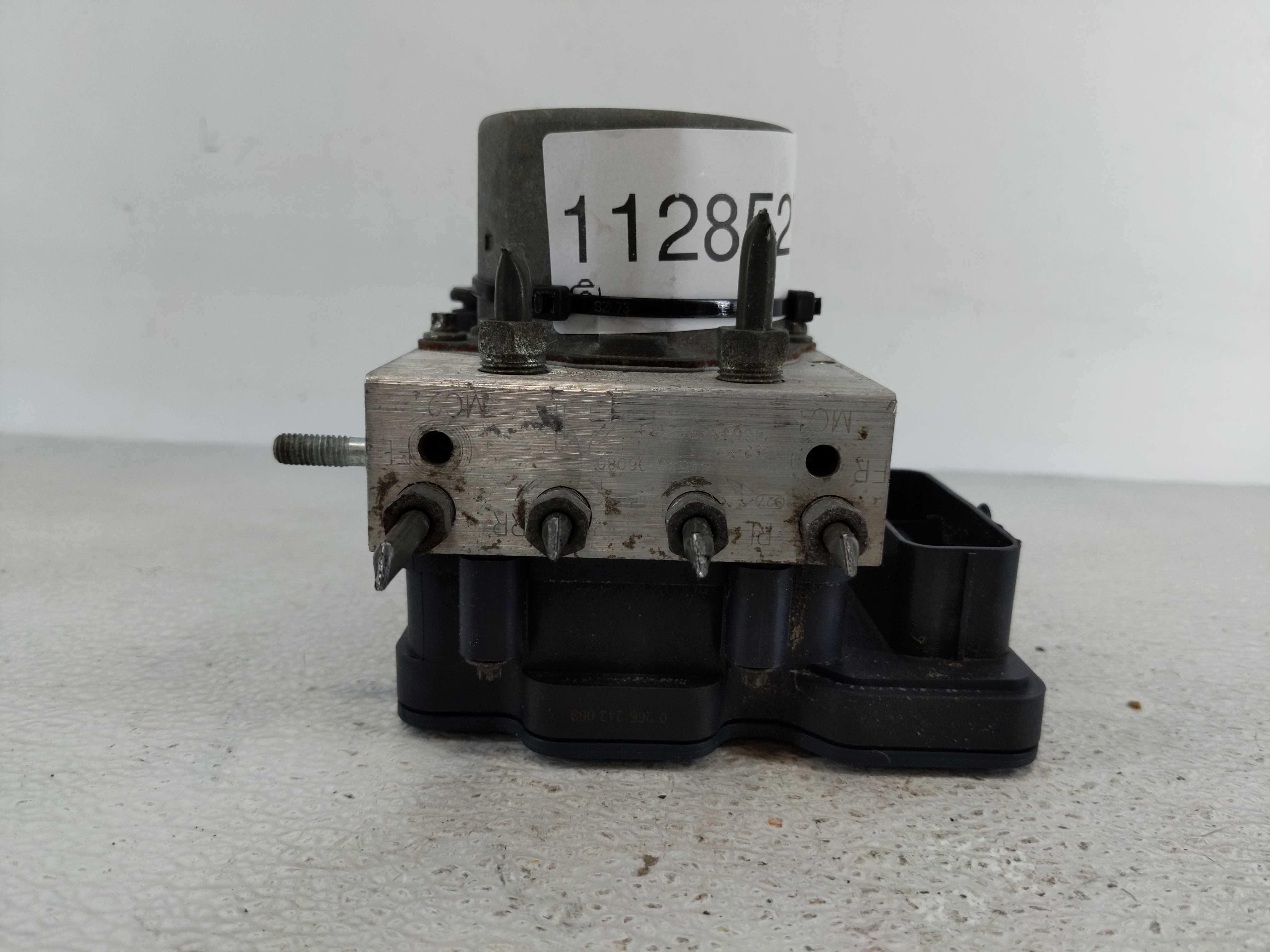 Picture of 2013-2014 Toyota Camry Abs Pump Control Module 1128527