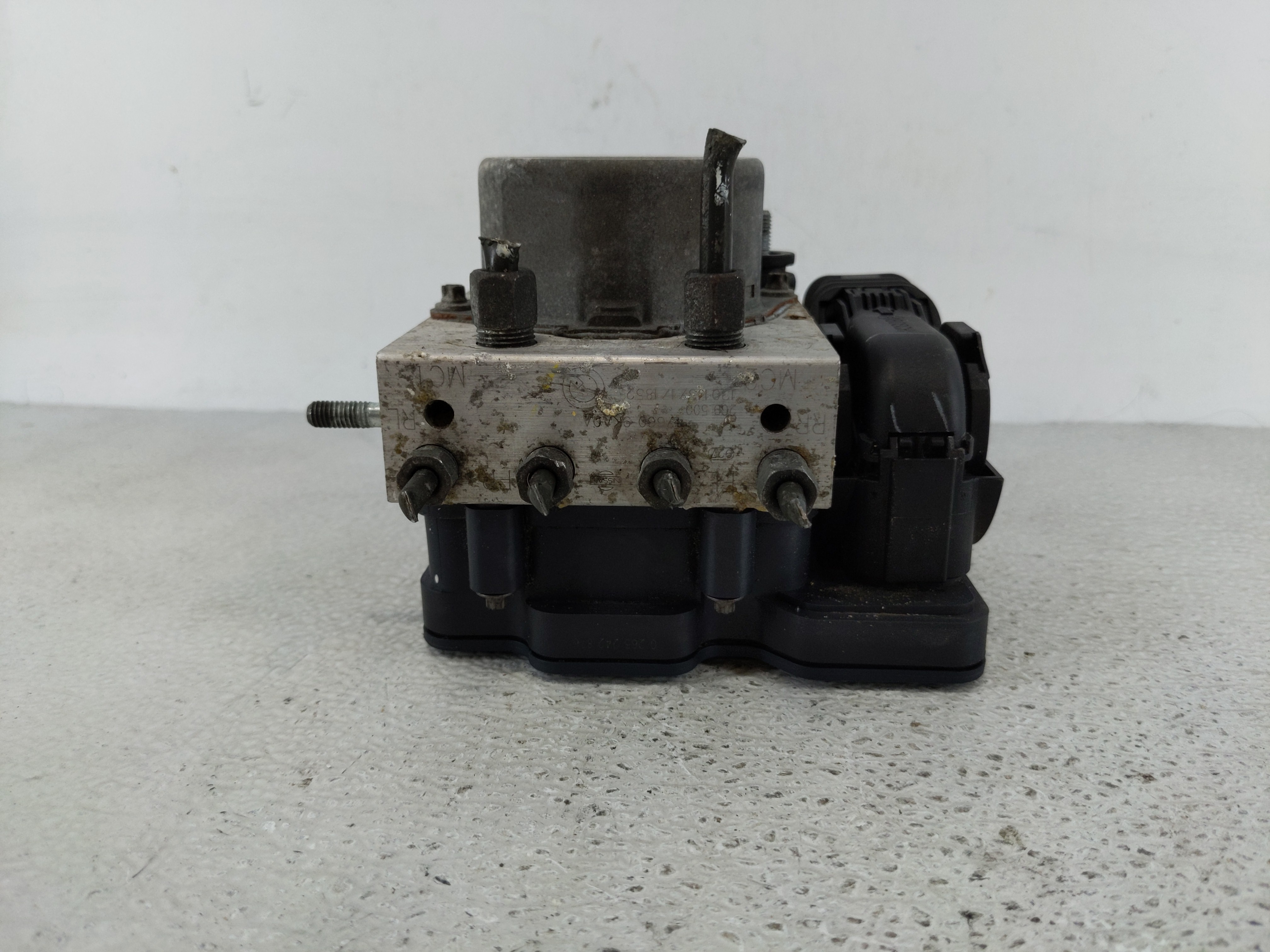Picture of 2013-2013 Nissan Versa Abs Pump Control Module 1128531