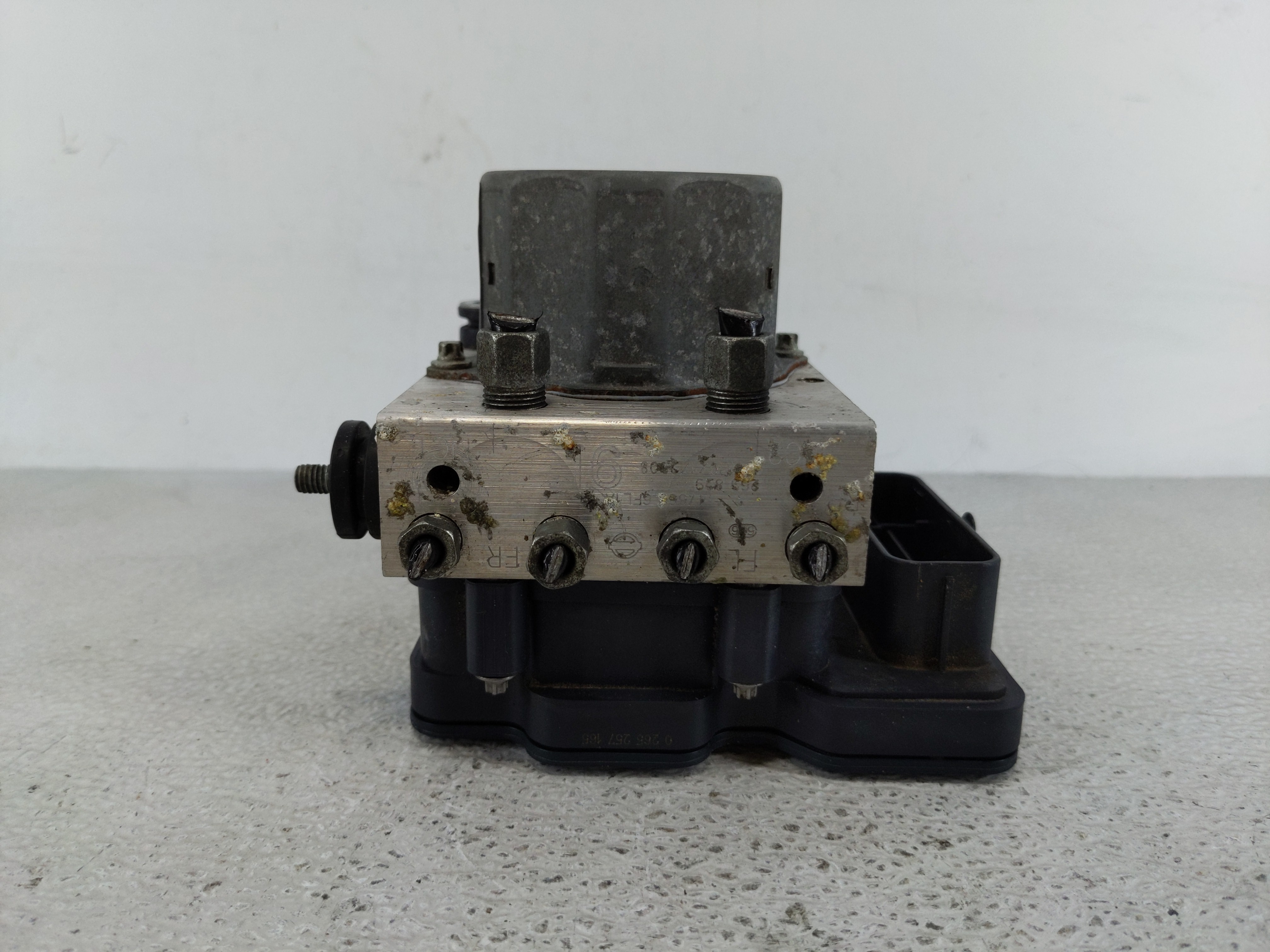 2017-2017 Nissan Rogue Abs Pump Control Module 1128533 - Oemusedautoparts1.com