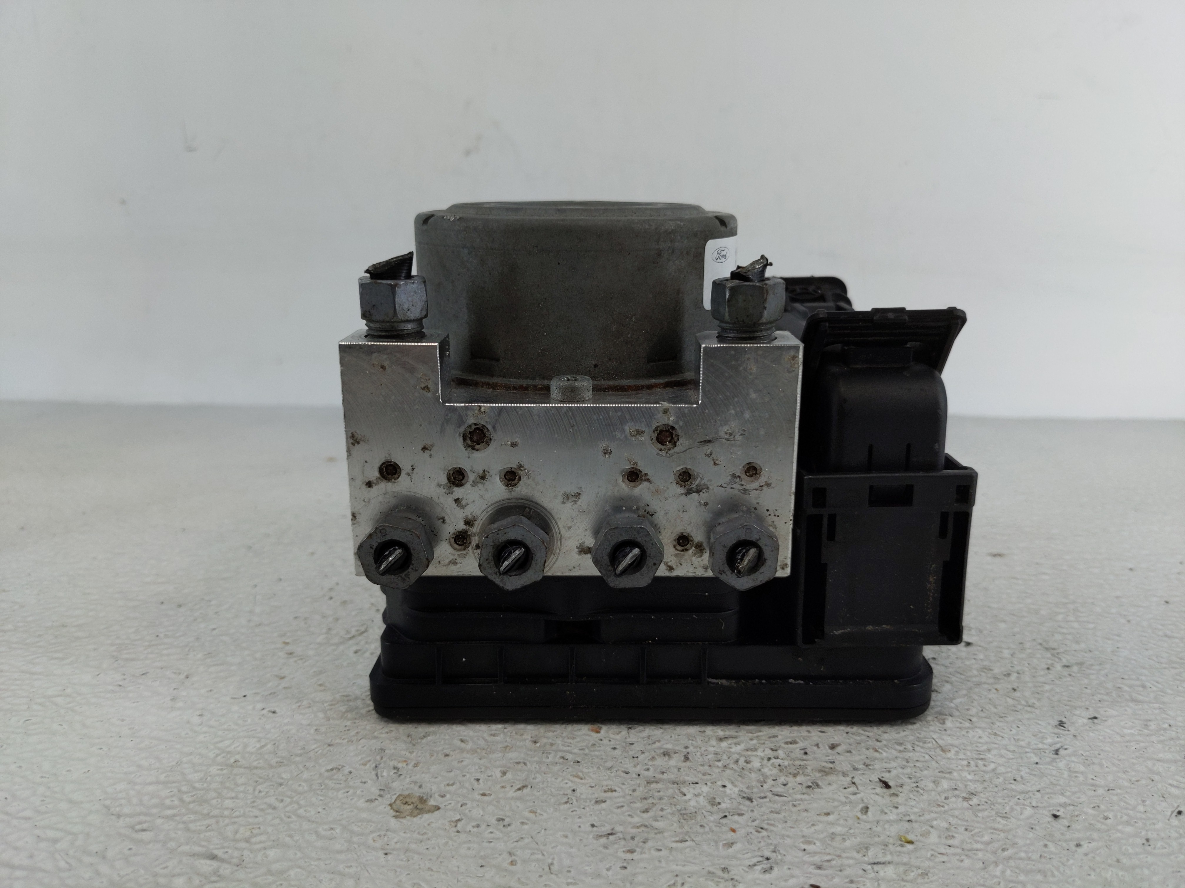2017-2018 Ford Fusion Abs Pump Control Module 1128549 - Oemusedautoparts1.com