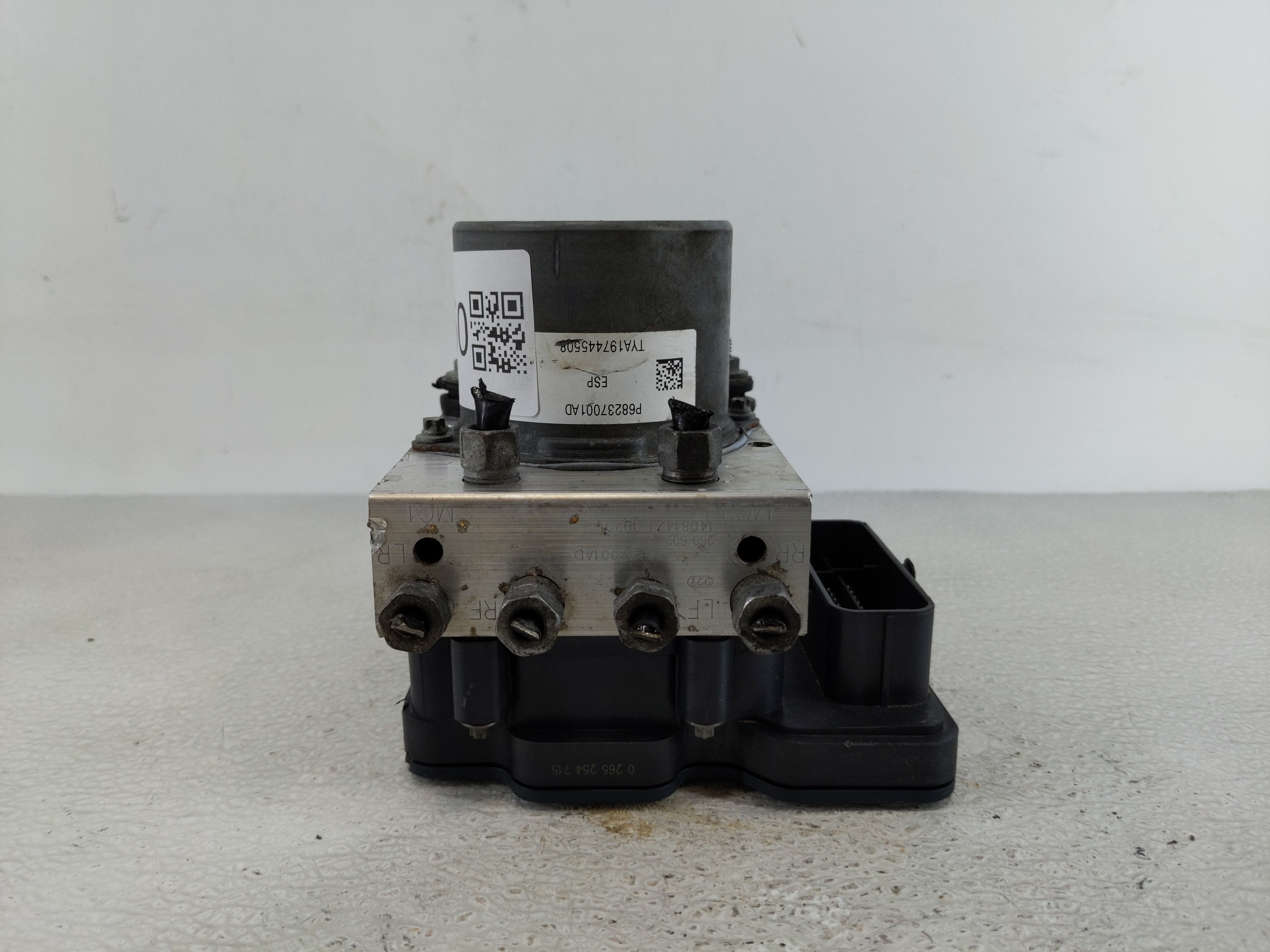 Picture of 2015-2015 Jeep Cherokee Abs Pump Control Module 1128550