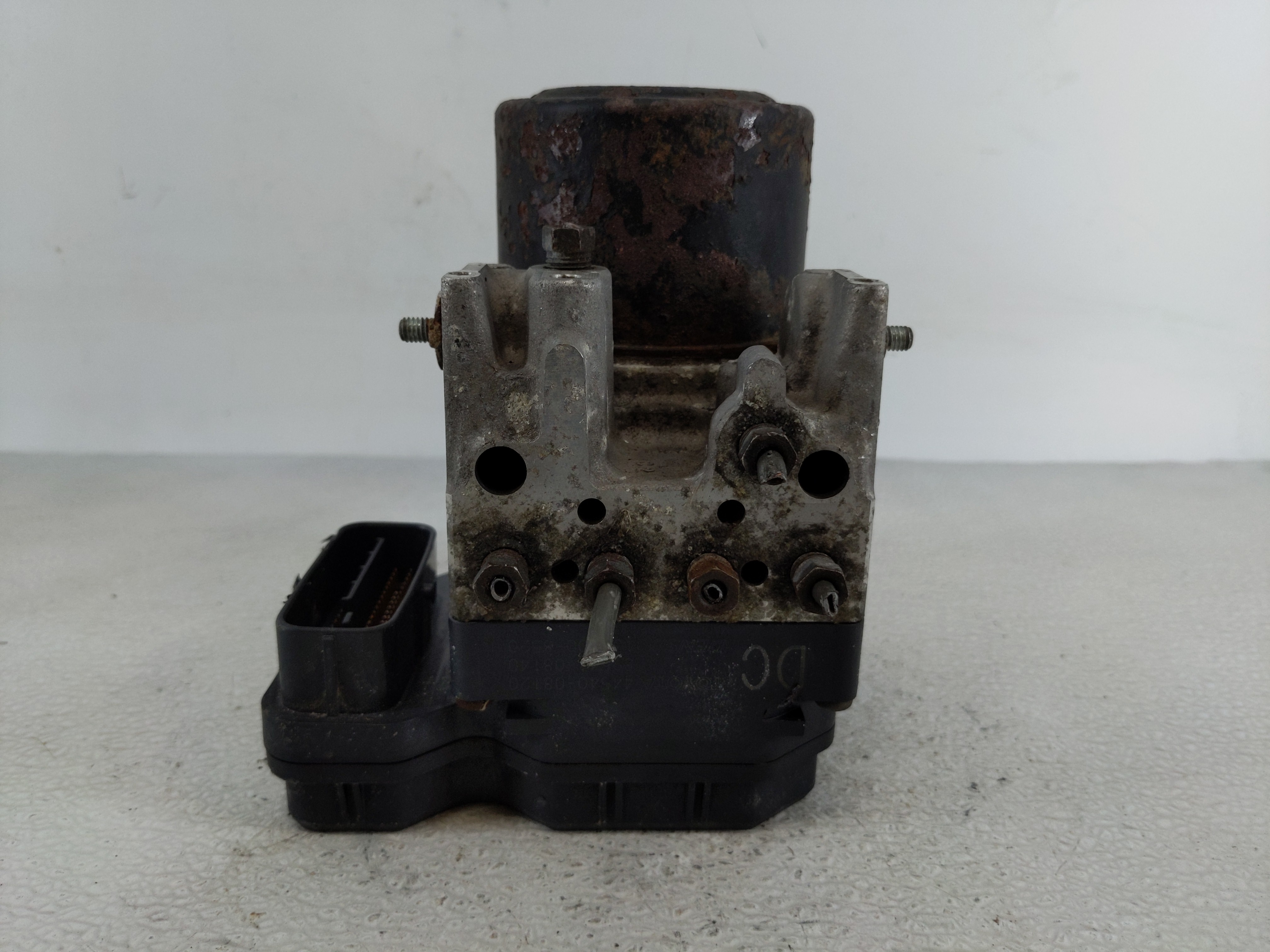 2007-2008 Toyota Sienna Abs Pump Control Module 1128737 - Oemusedautoparts1.com