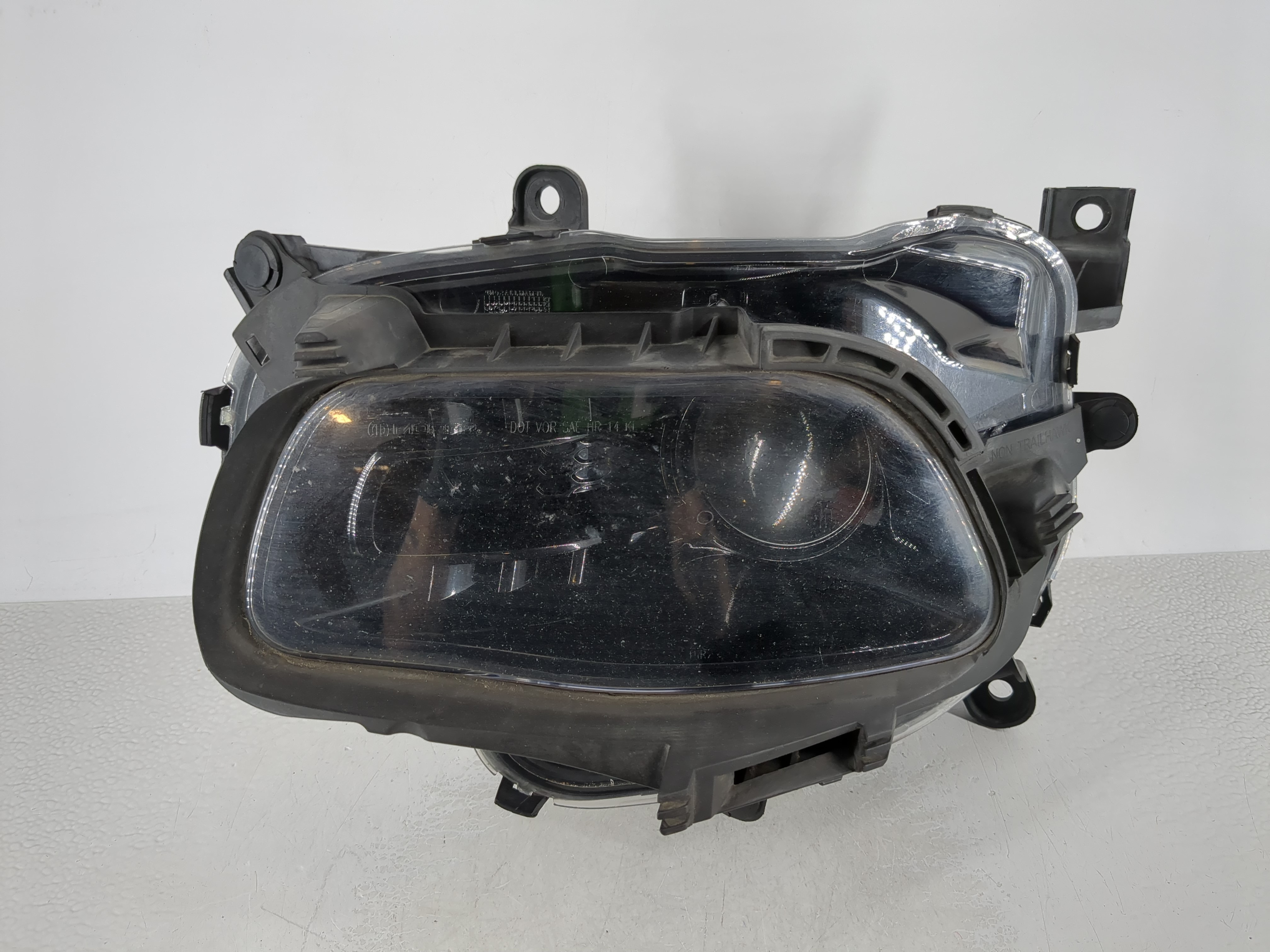 Picture of 2014-2018 Jeep Cherokee Driver Left Oem Head Light Headlight Lamp 1128786