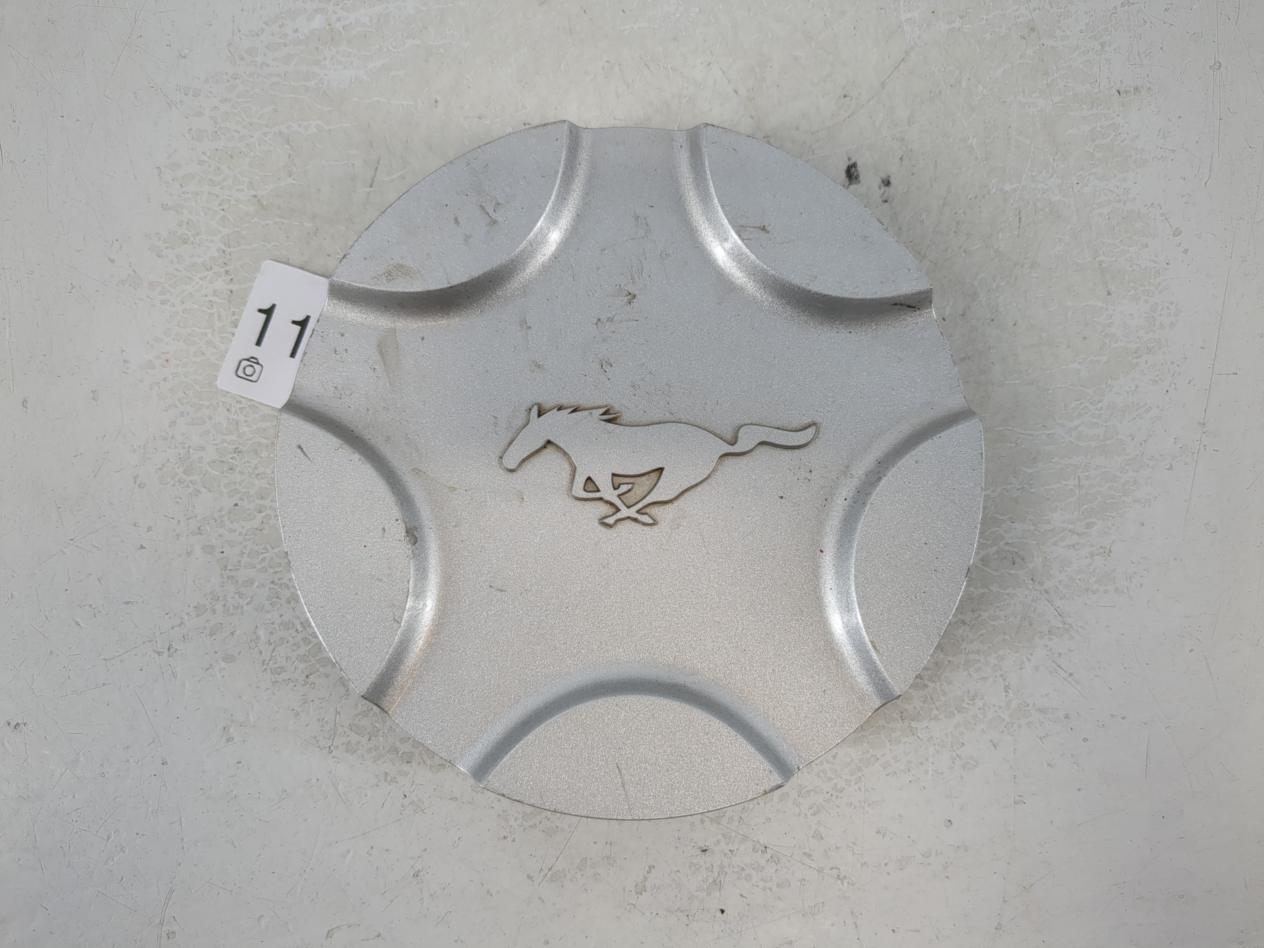 Picture of 2004 Ford Mustang Rim Wheel Center Cap 1128789