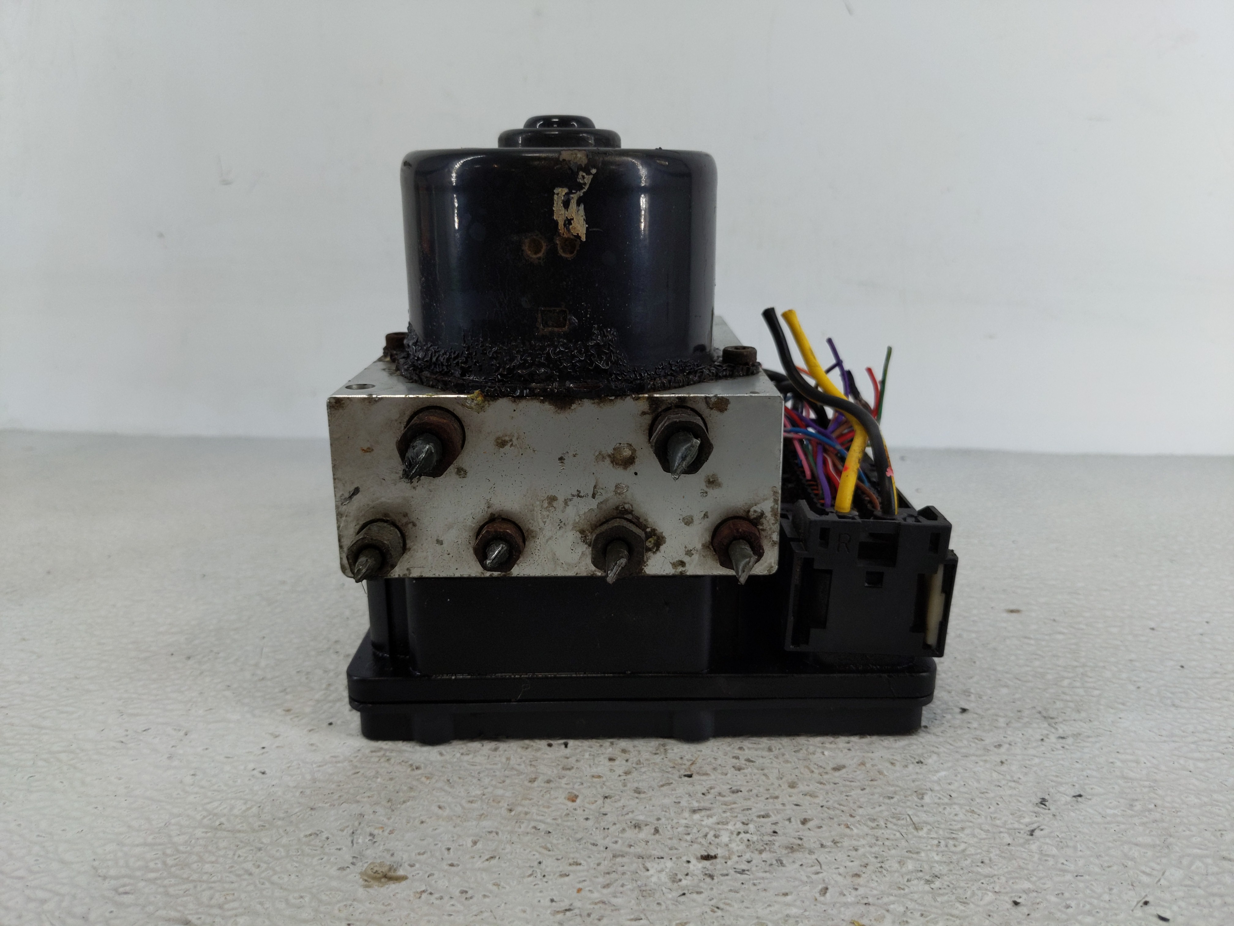 2006-2011 Nissan Titan Abs Pump Control Module 1128797 - Oemusedautoparts1.com