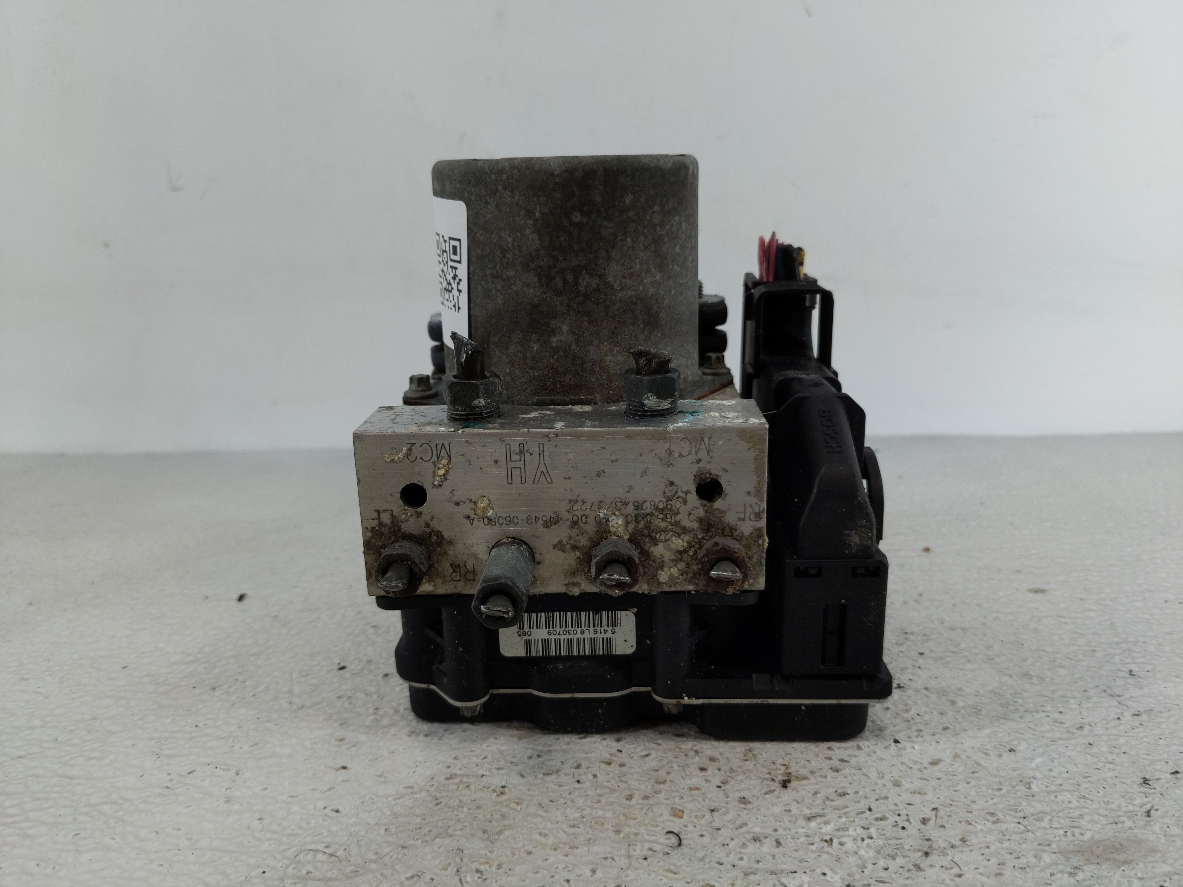 Picture of 2010-2011 Toyota Camry Abs Pump Control Module 1128802