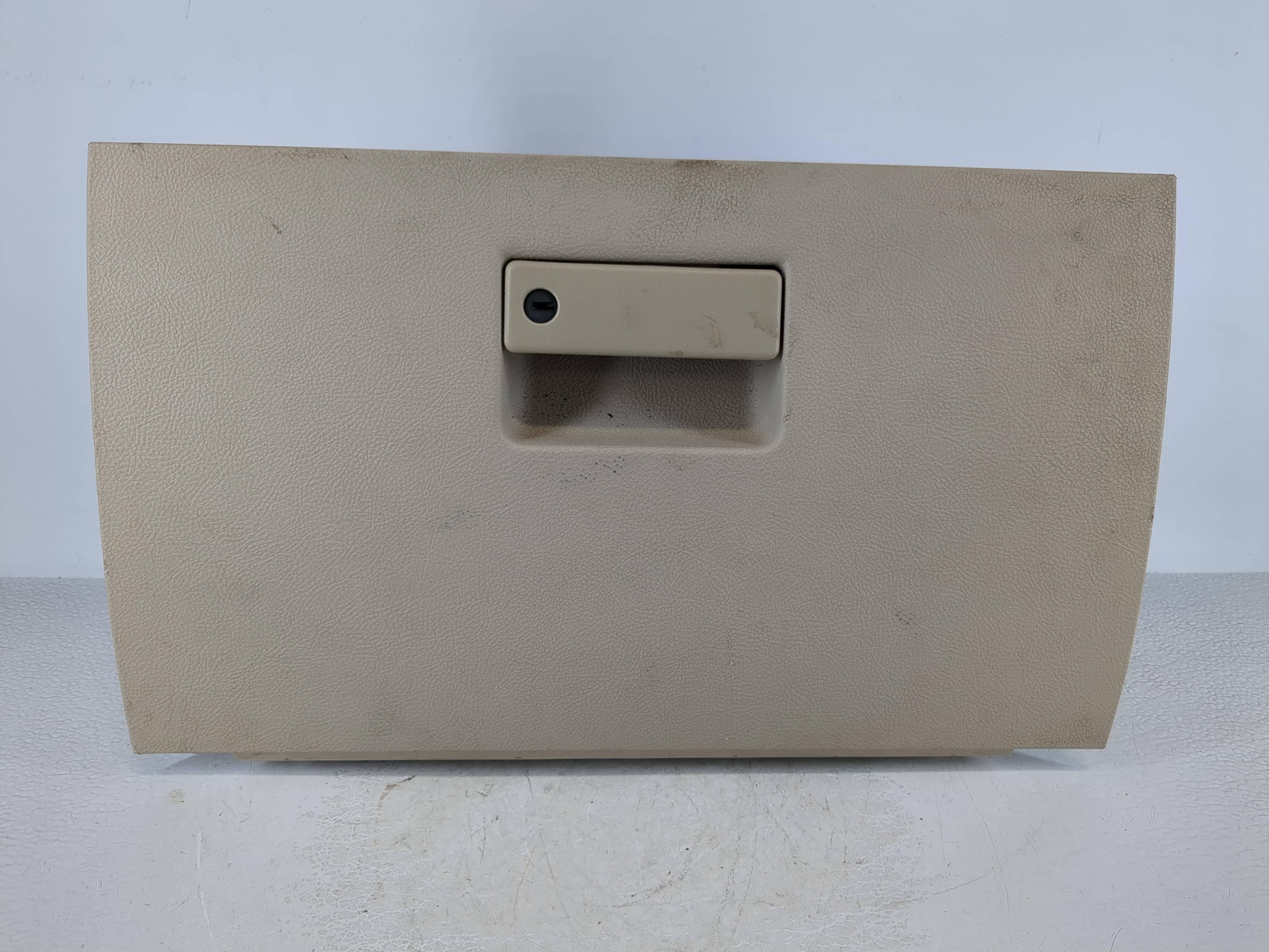 Picture of 2004 Lincoln Navigator Passenger Glove Box Door Storage Compartment 1128882
