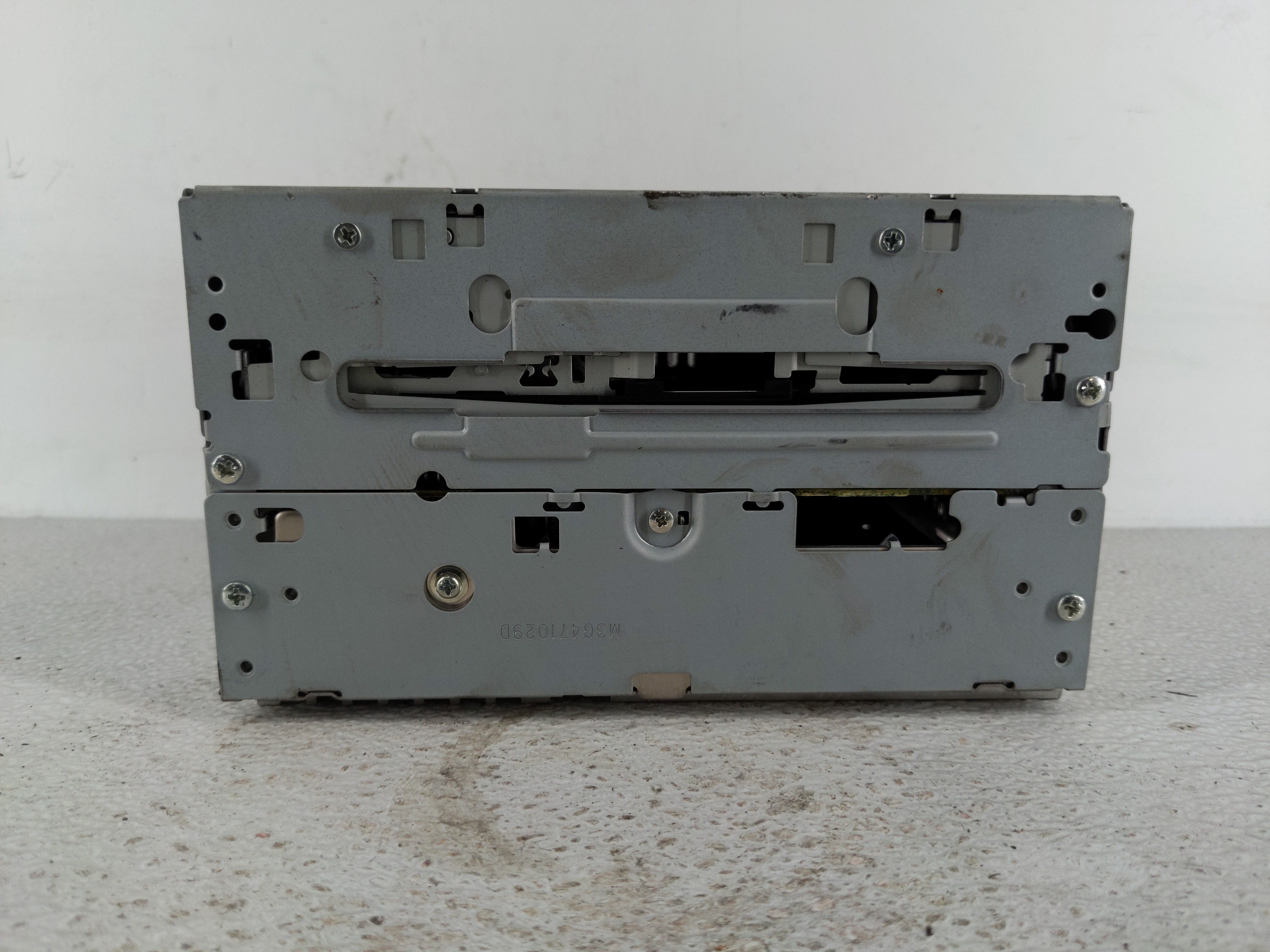 Picture of 2007-2007 Nissan Armada Am Fm Cd Player Radio Receiver 1129456