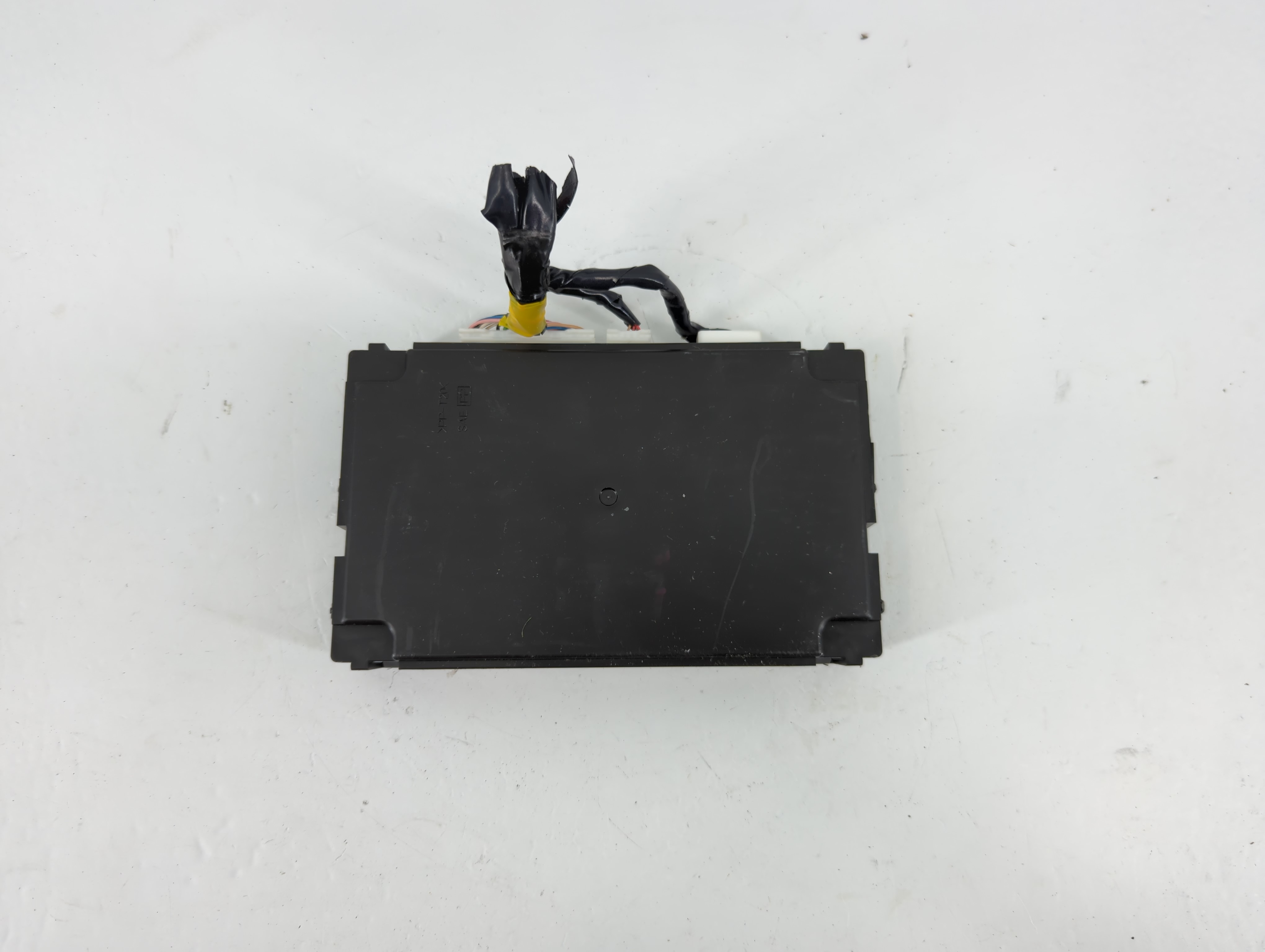 Picture of 2014-2015 Infiniti Q50 Temperature Control Module 27760 4hf0c 1129481