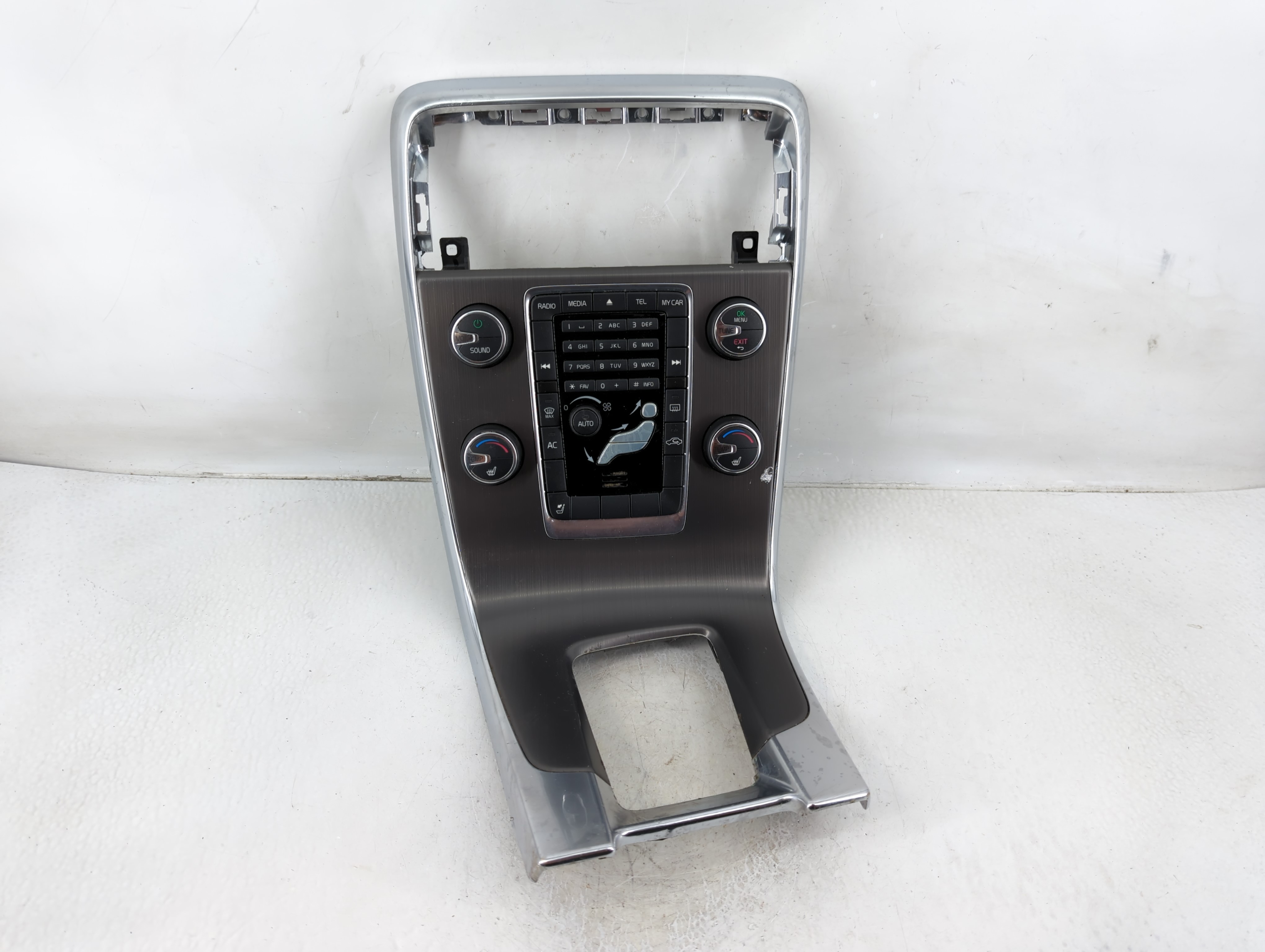 Picture of 2013-2013 Volvo V60 Am Fm Cd Player Radio Receiver 1129489
