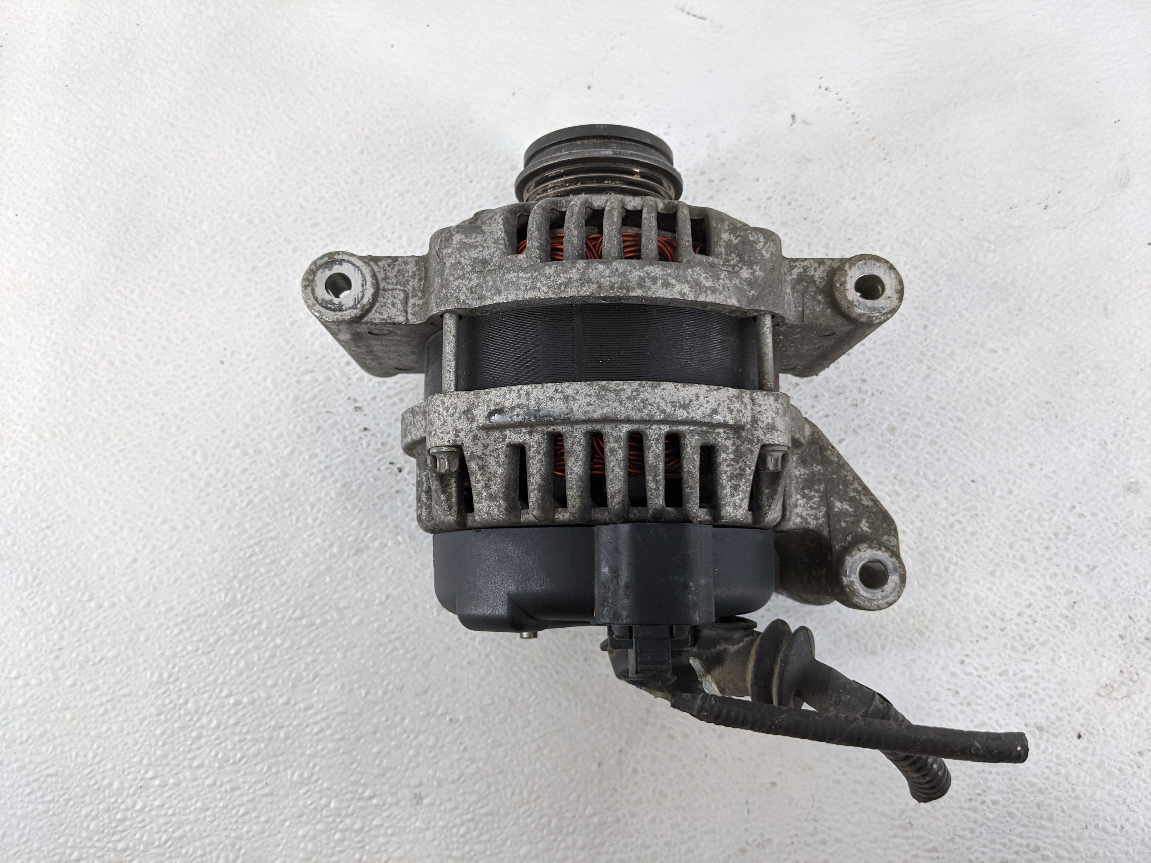 Picture of 2016 Chevrolet Spark Alternator Generator Charging Assembly Engine Oem 1129492