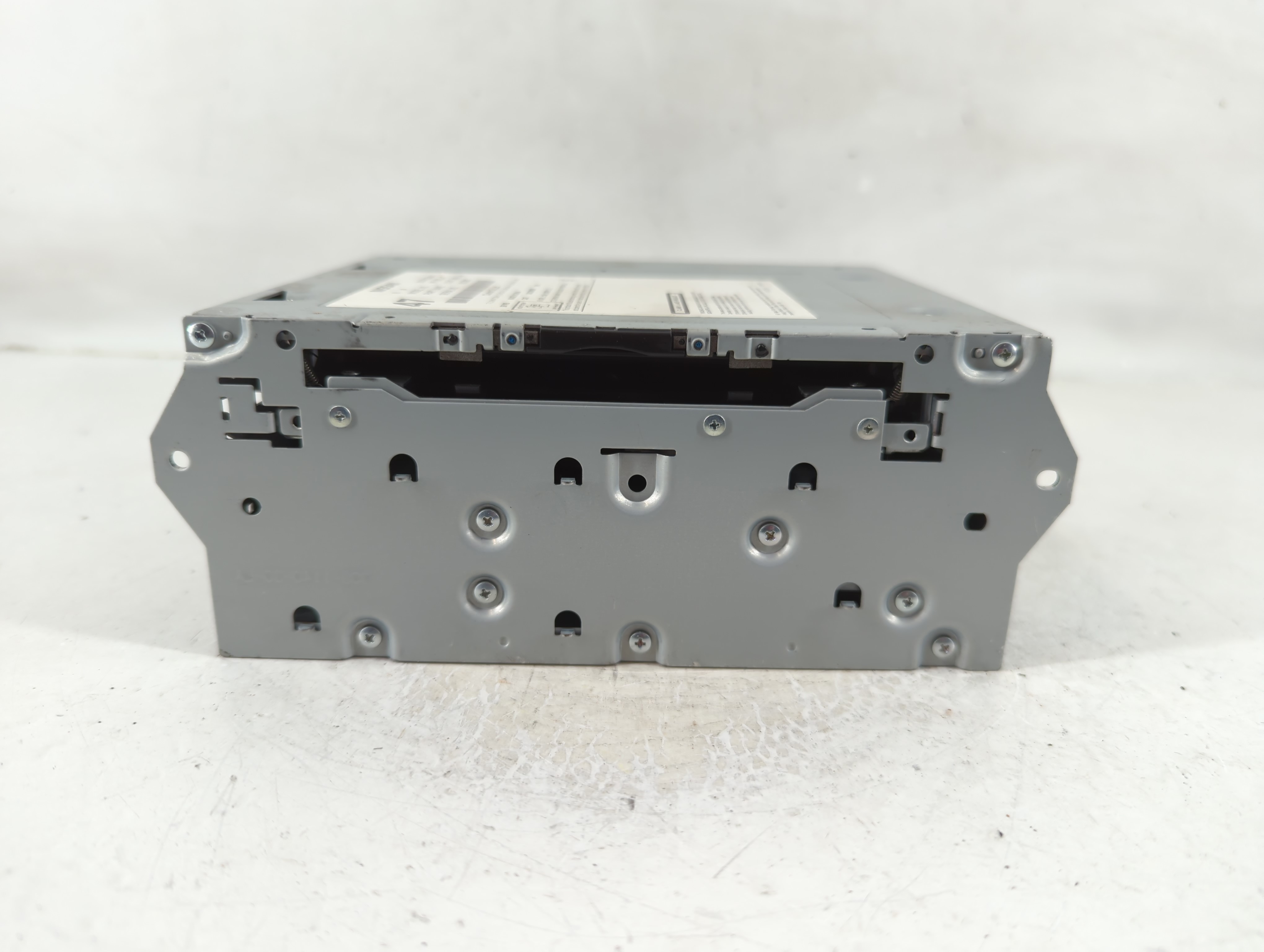 Picture of 2017-2020 Nissan Pathfinder Am Fm Cd Player Radio Receiver 1129507