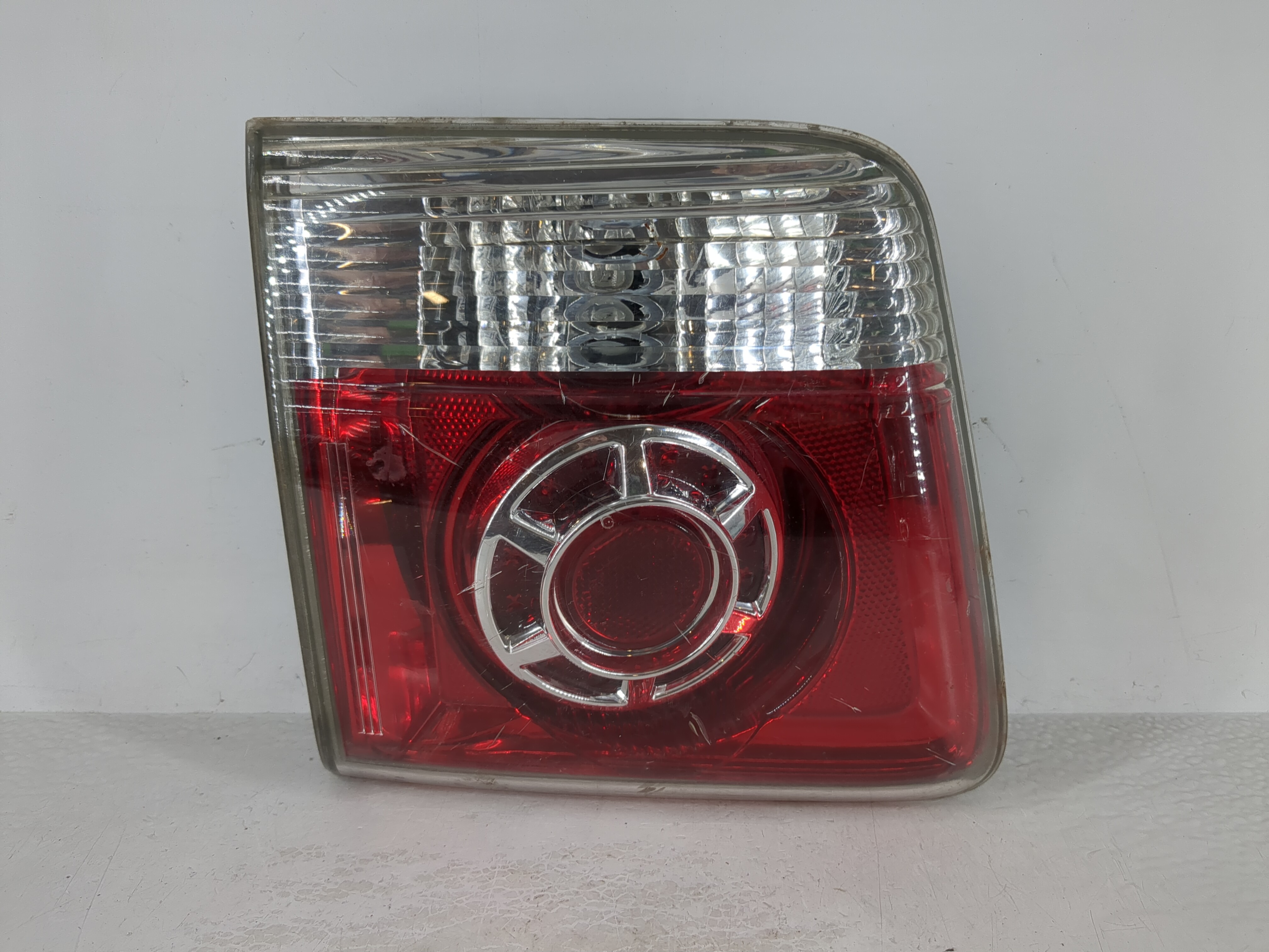 2007-2012 Gmc Acadia Driver Left Side Tail Light Taillight Oem 1129562 - Oemusedautoparts1.com