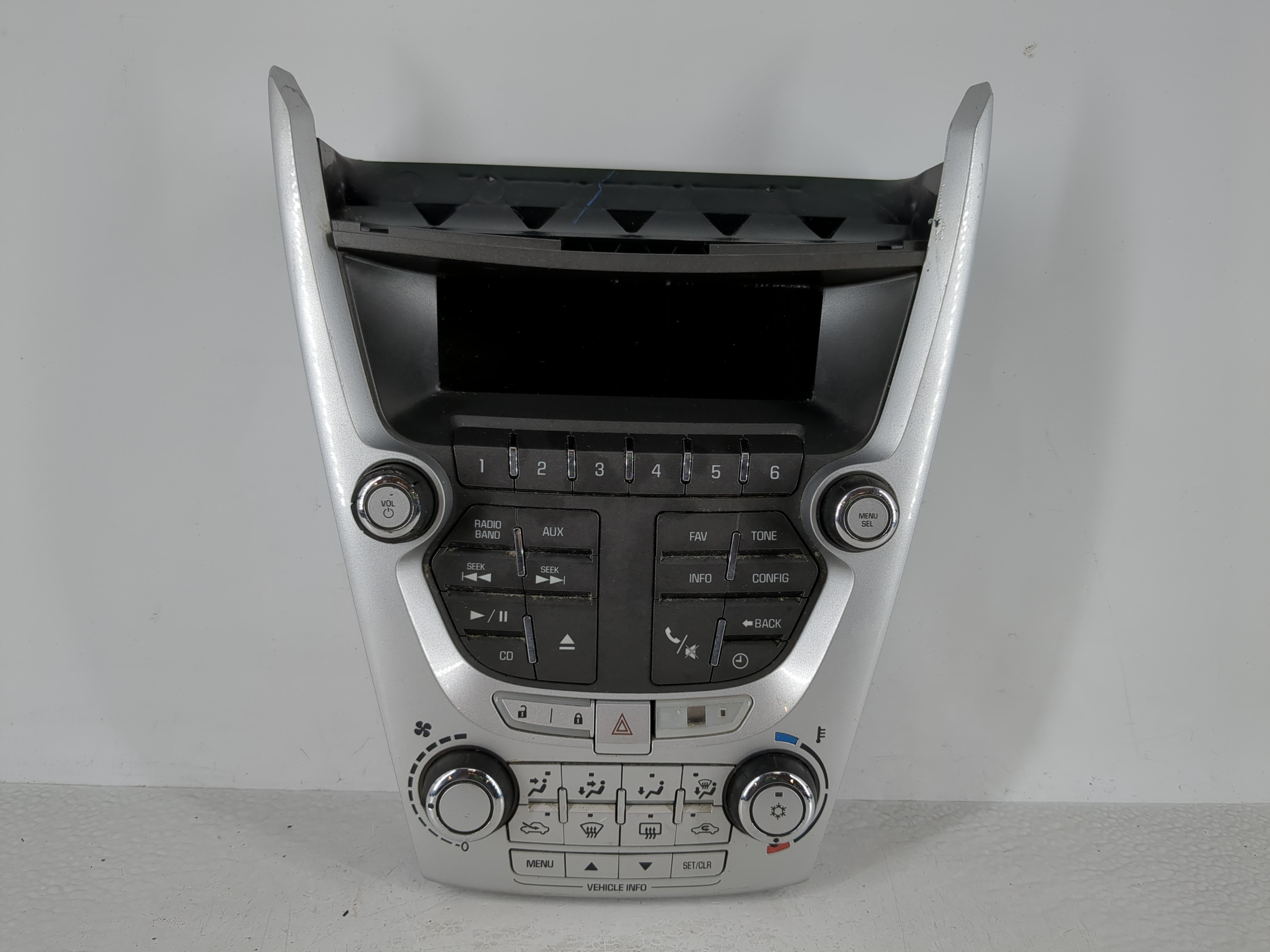 Picture of 2010-2011 Chevrolet Equinox Am Fm Cd Player Radio Receiver 1129569