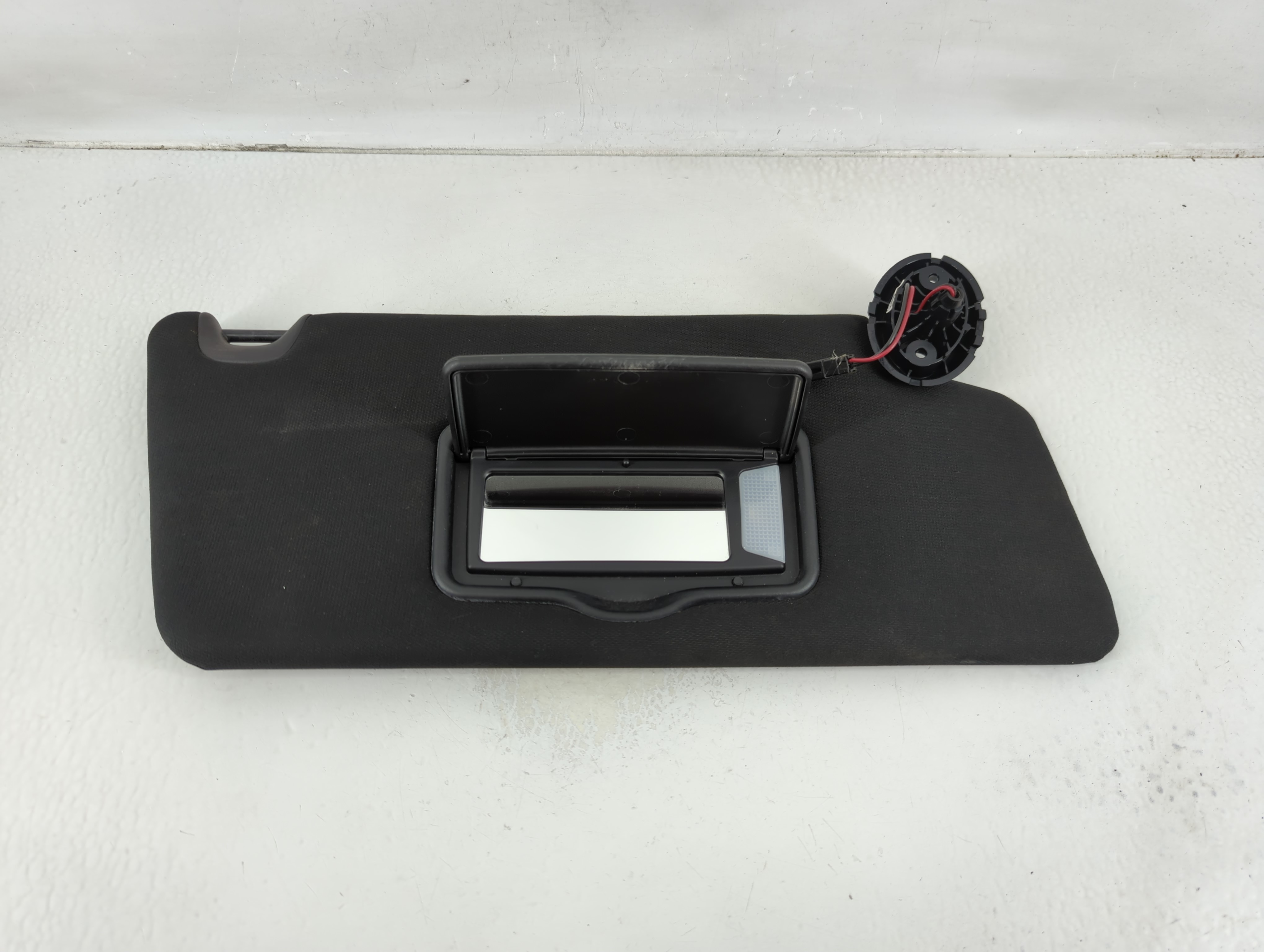 2016 Ford Explorer Passenger Sun Visor Mirror Right Sunvisor Black 1129703 - Oemusedautoparts1.com