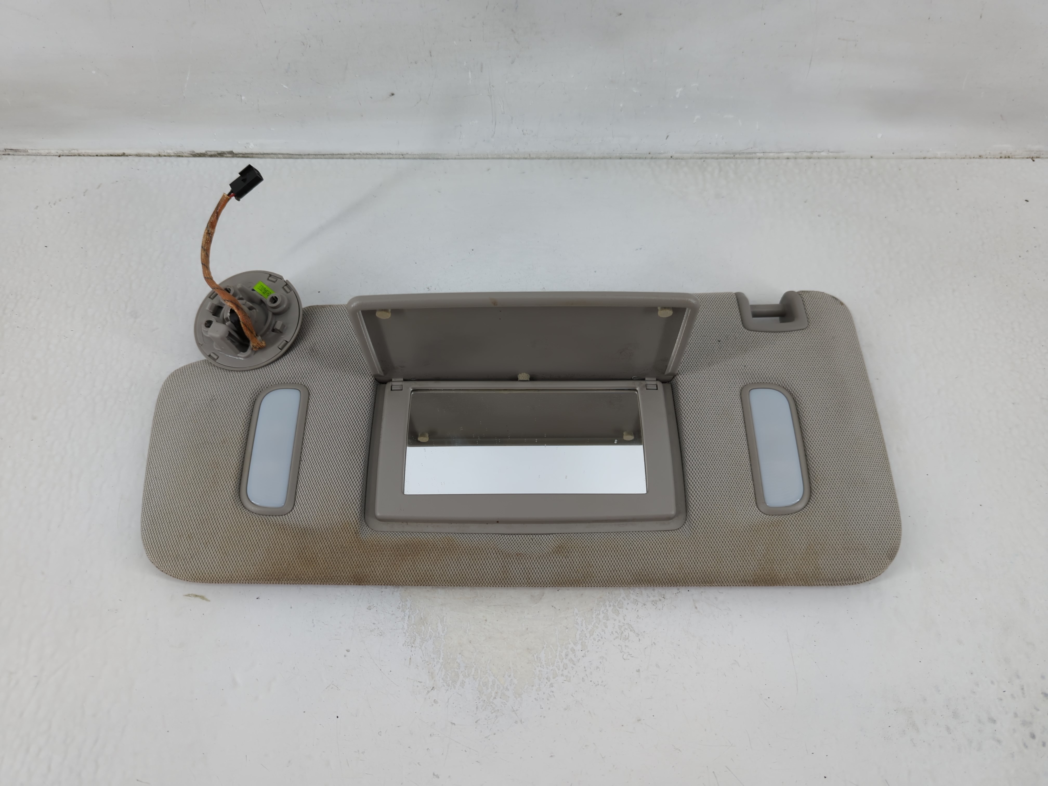 2010-2017 Gmc Terrain Driver Sun Visor Mirror Left Sunvisor Grey 1129709 - Oemusedautoparts1.com
