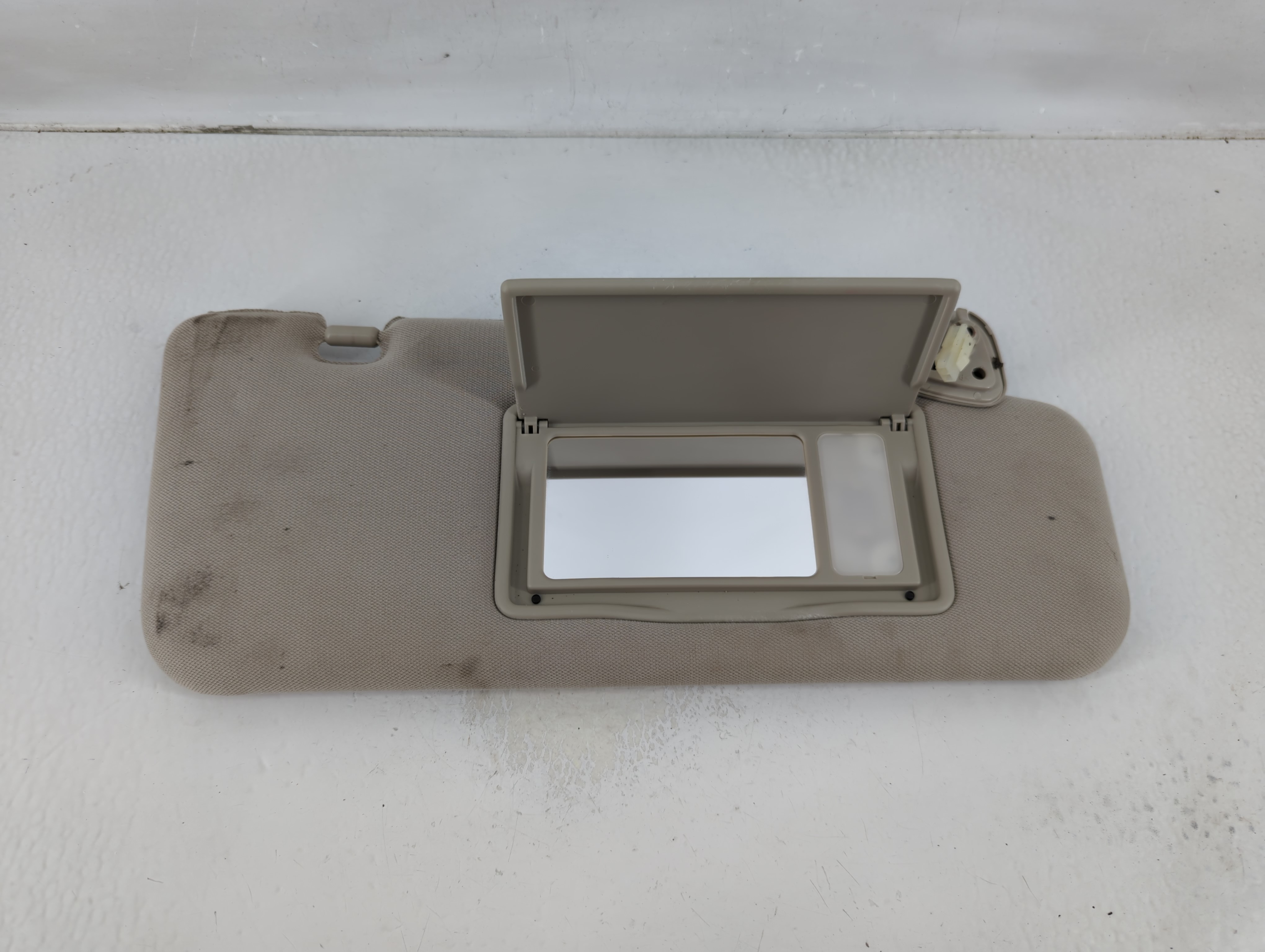 2006-2007 Nissan Murano Passenger Sun Visor Mirror Right Sunvisor 1129710 - Oemusedautoparts1.com