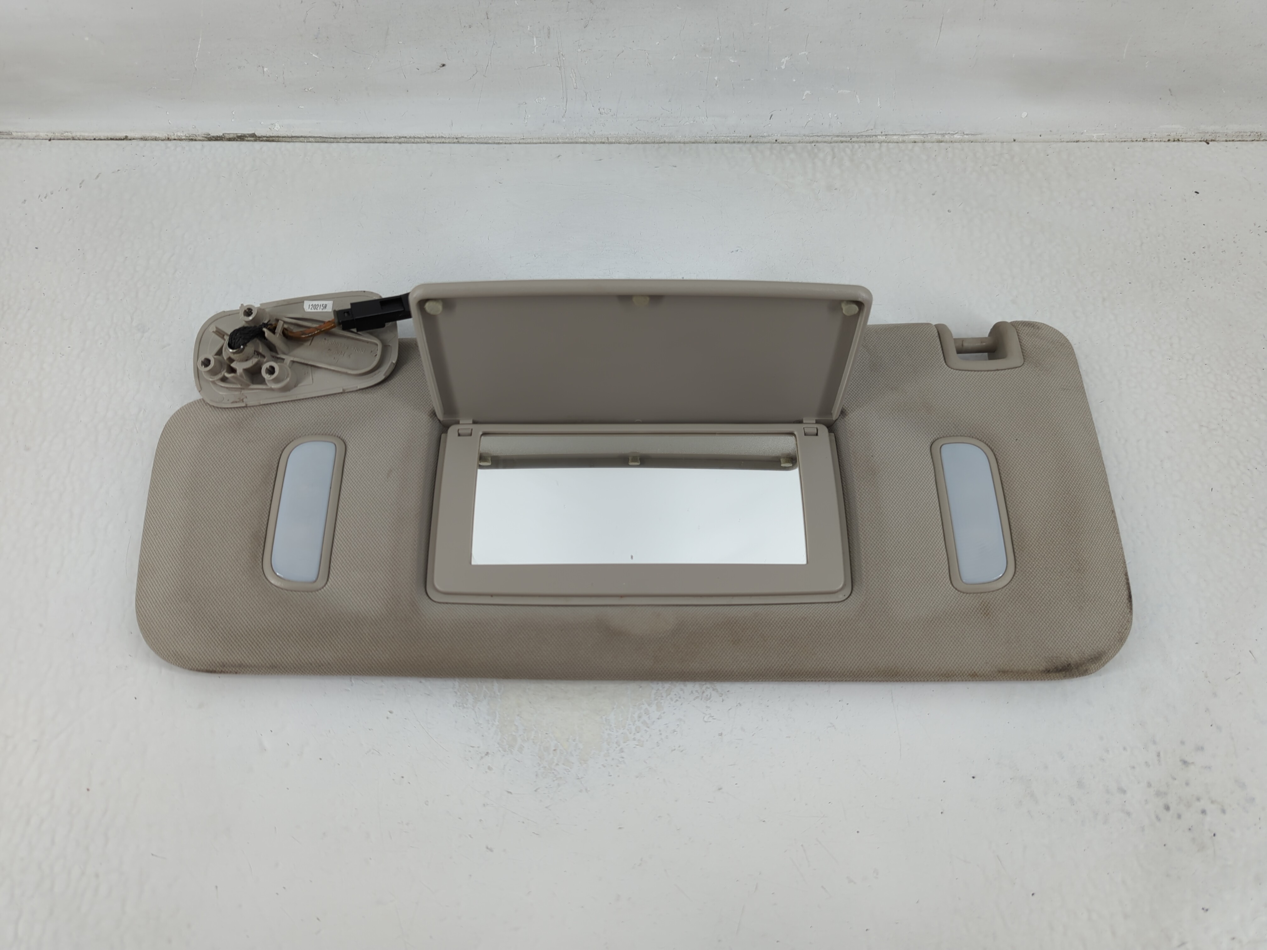 Picture of 2007-2014 Chevrolet Suburban 1500 Driver Sun Visor Mirror Left Sunvisor 1129730