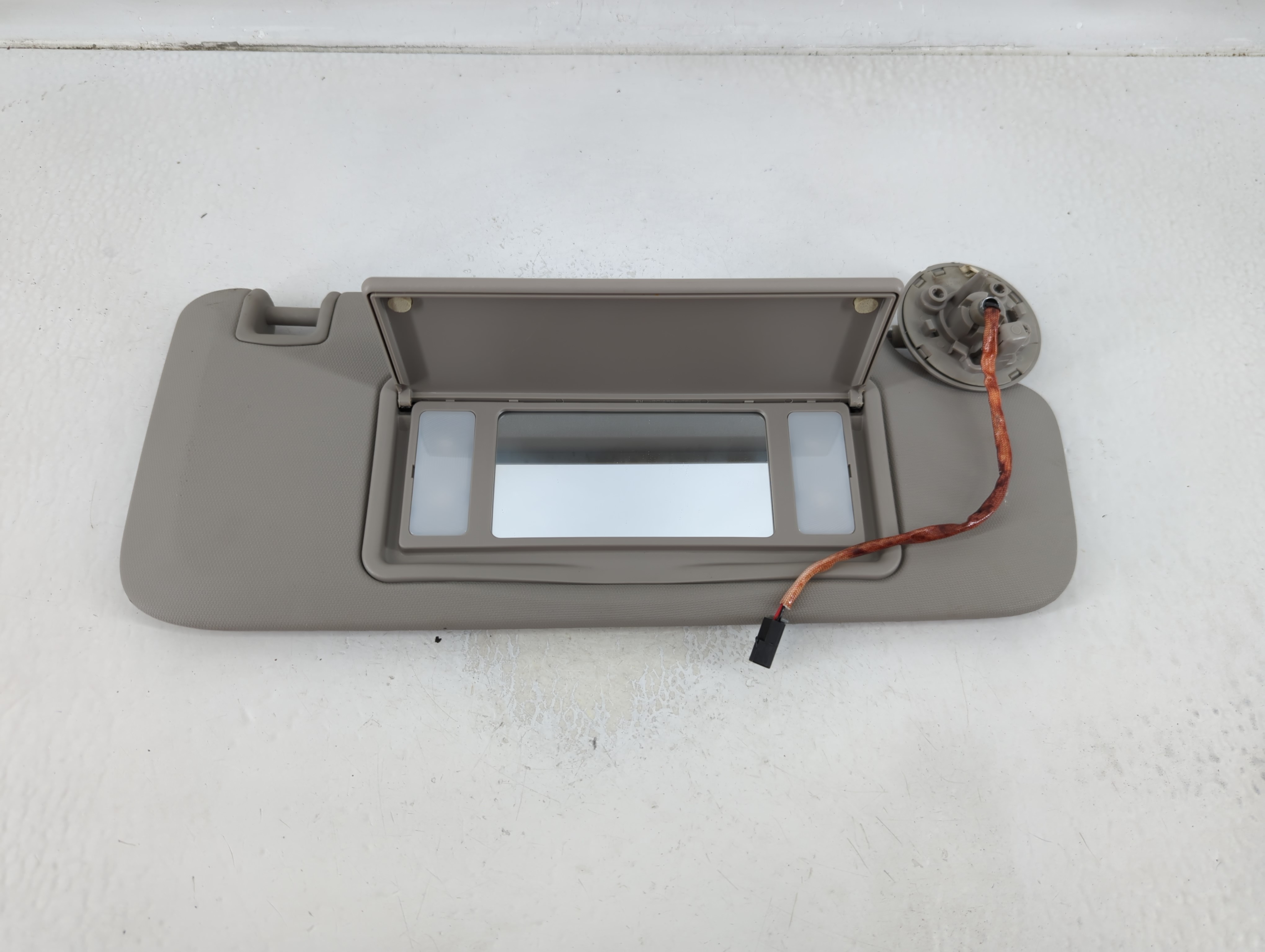 Picture of 2011-2015 Buick Regal Passenger Sun Visor Mirror Right Sunvisor Grey 1129797