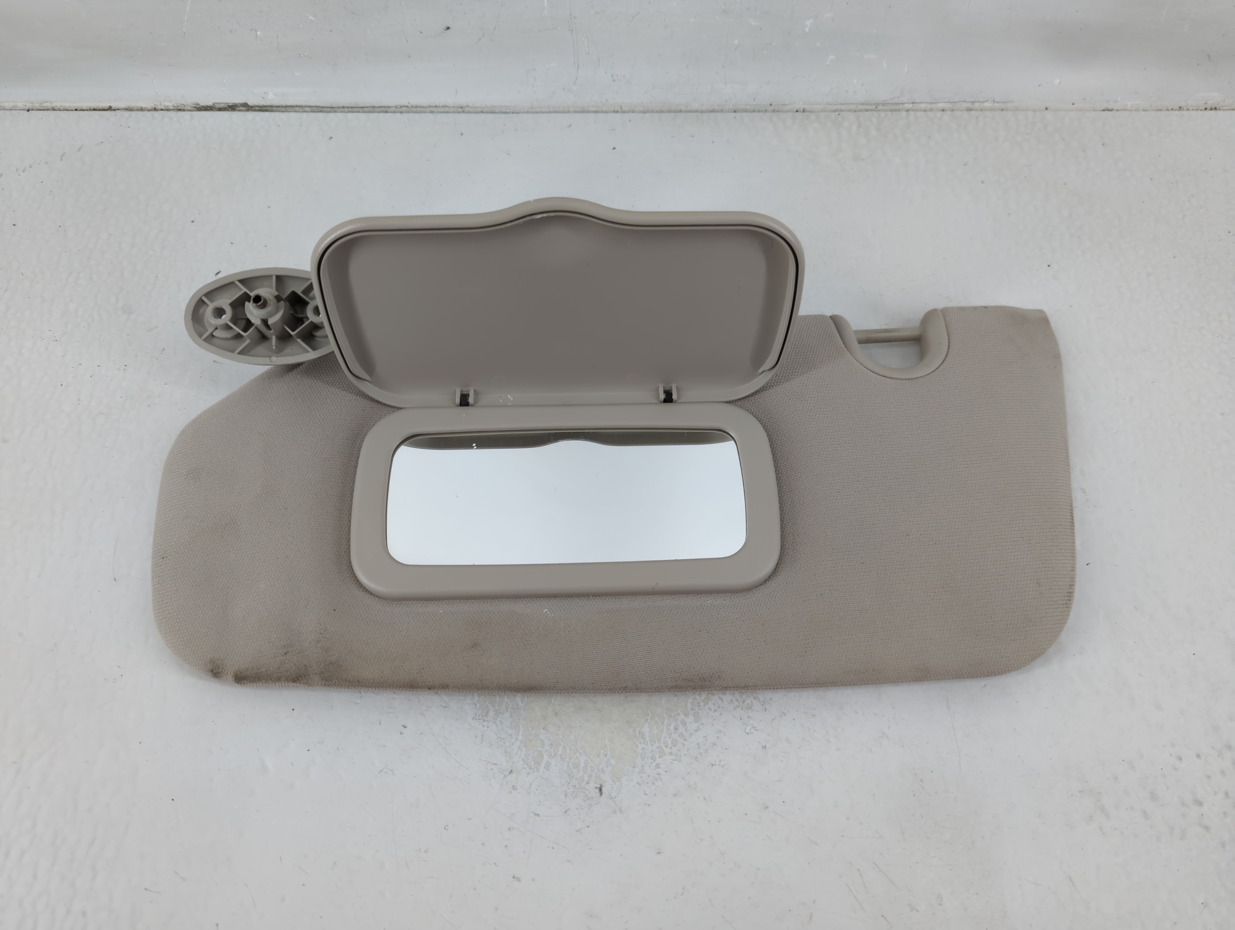 Picture of 2010-2017 Jeep Patriot Driver Sun Visor Mirror Left Sunvisor Beige 1129798