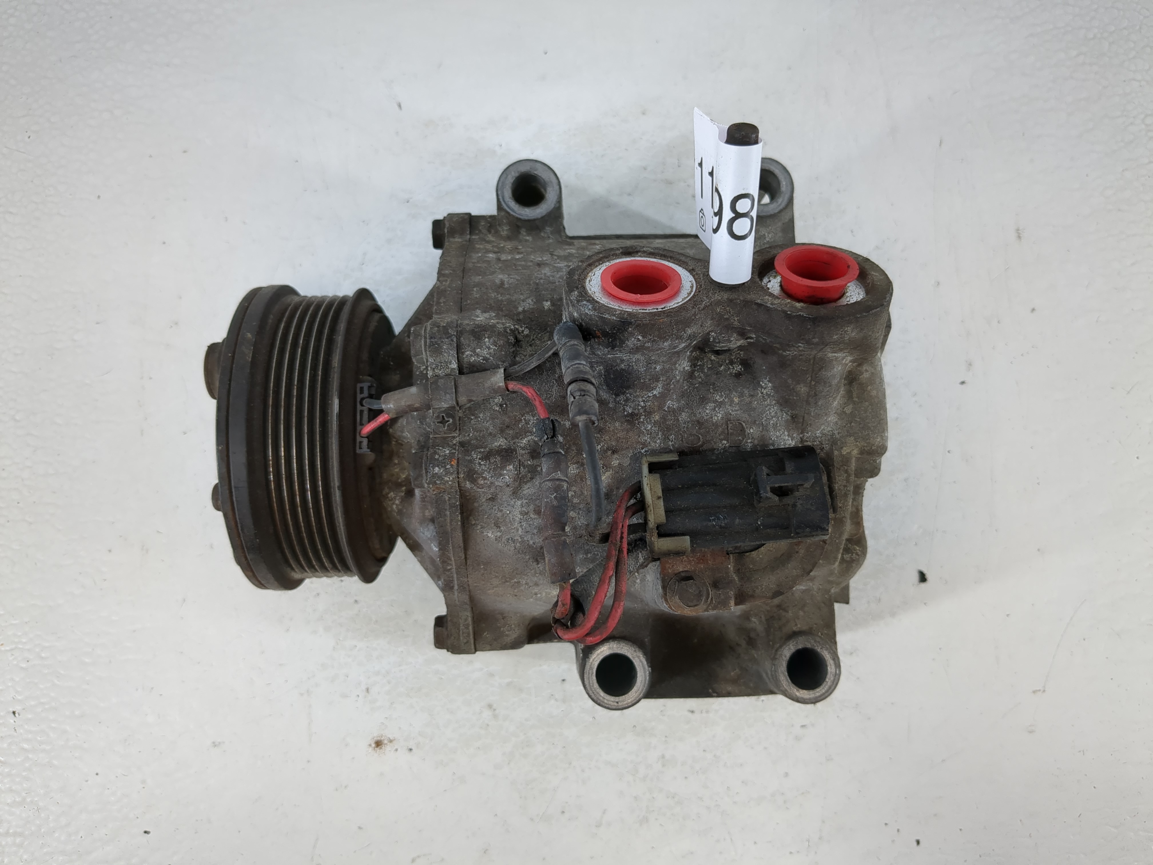 Picture of 2002-2007 Gmc Envoy Air Conditioning A/c Ac Compressor Oem 1129829