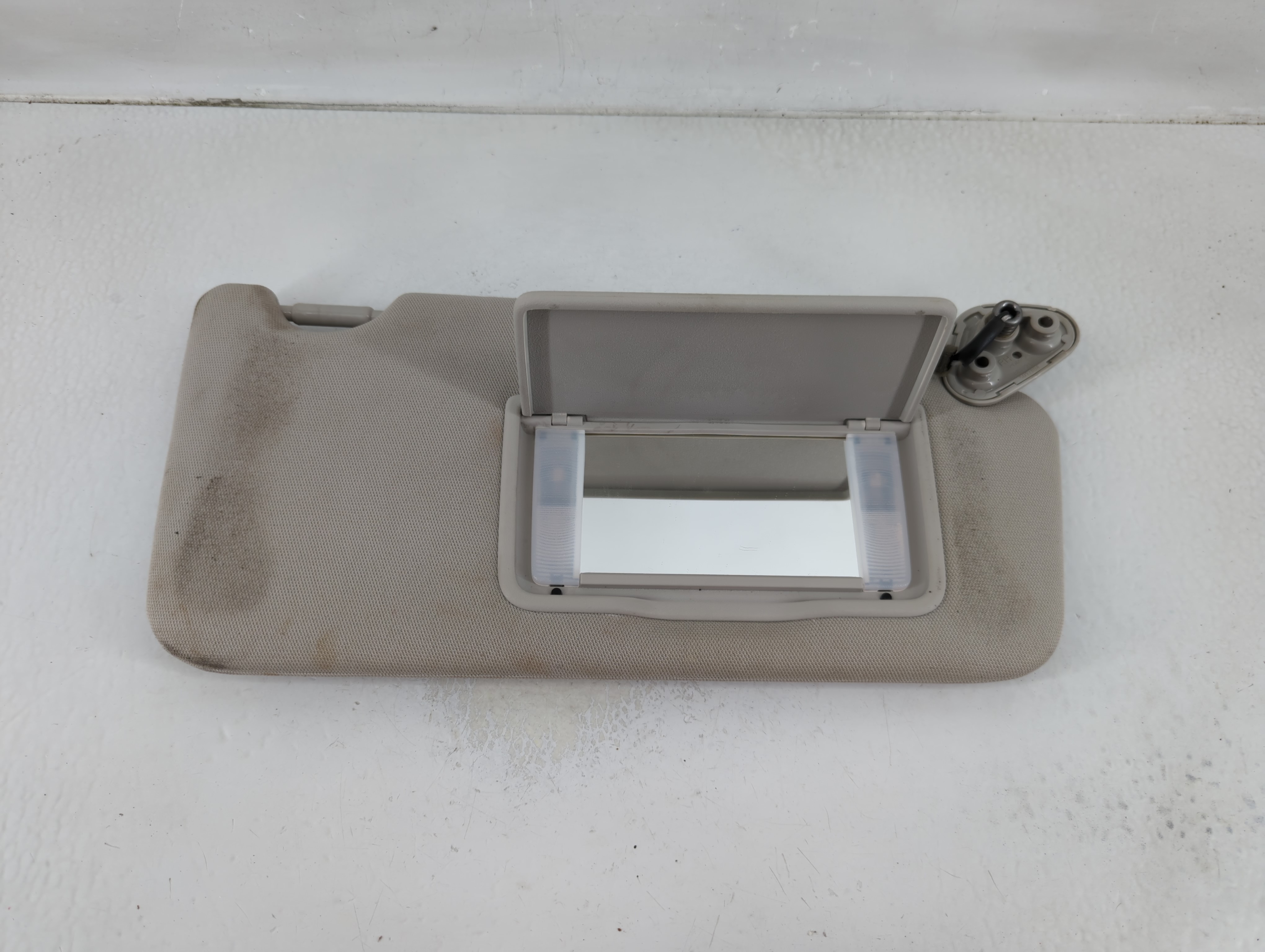 2010-2014 Subaru Legacy Passenger Sun Visor Mirror Right Sunvisor 1129847 - Oemusedautoparts1.com