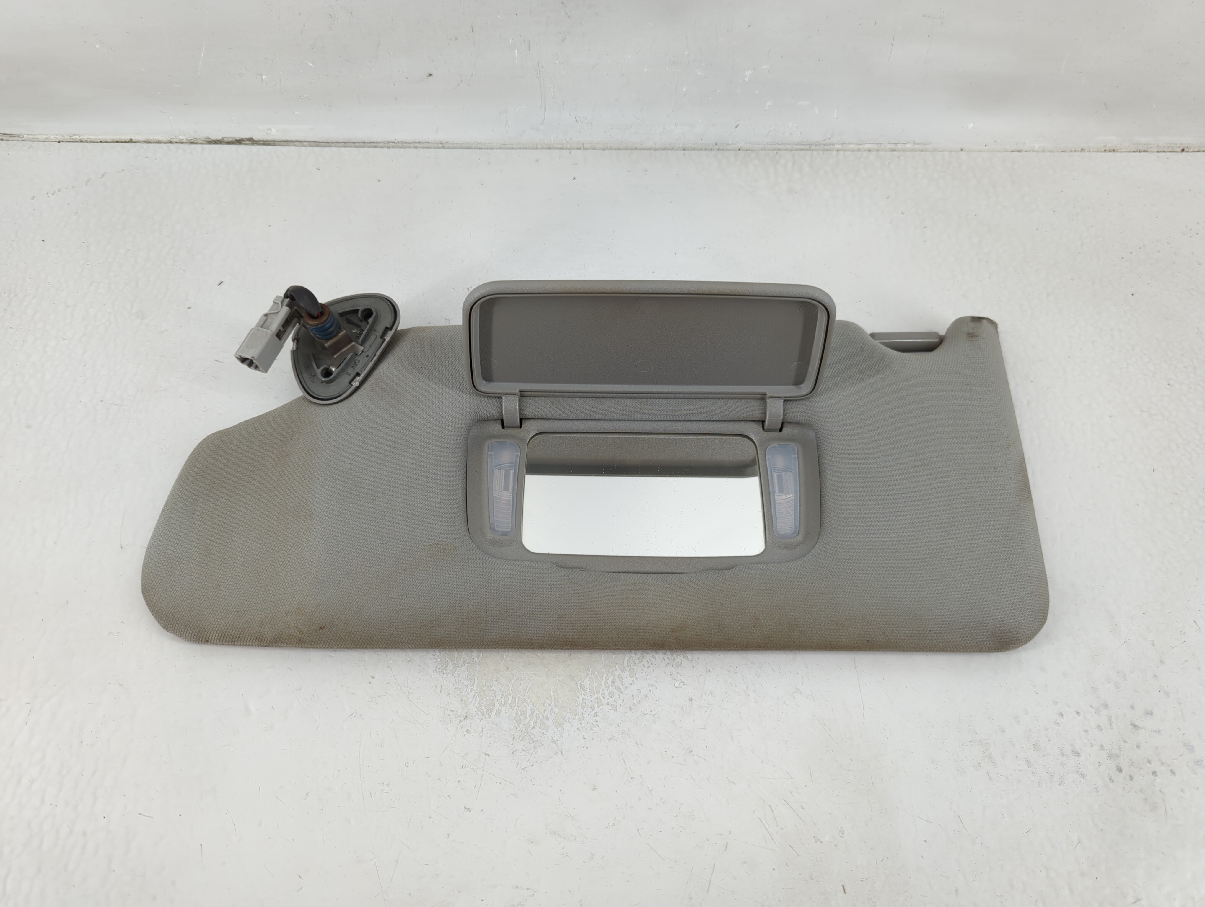 Picture of 2003-2007 Honda Accord Driver Sun Visor Mirror Left Sunvisor Light Gray 1129905