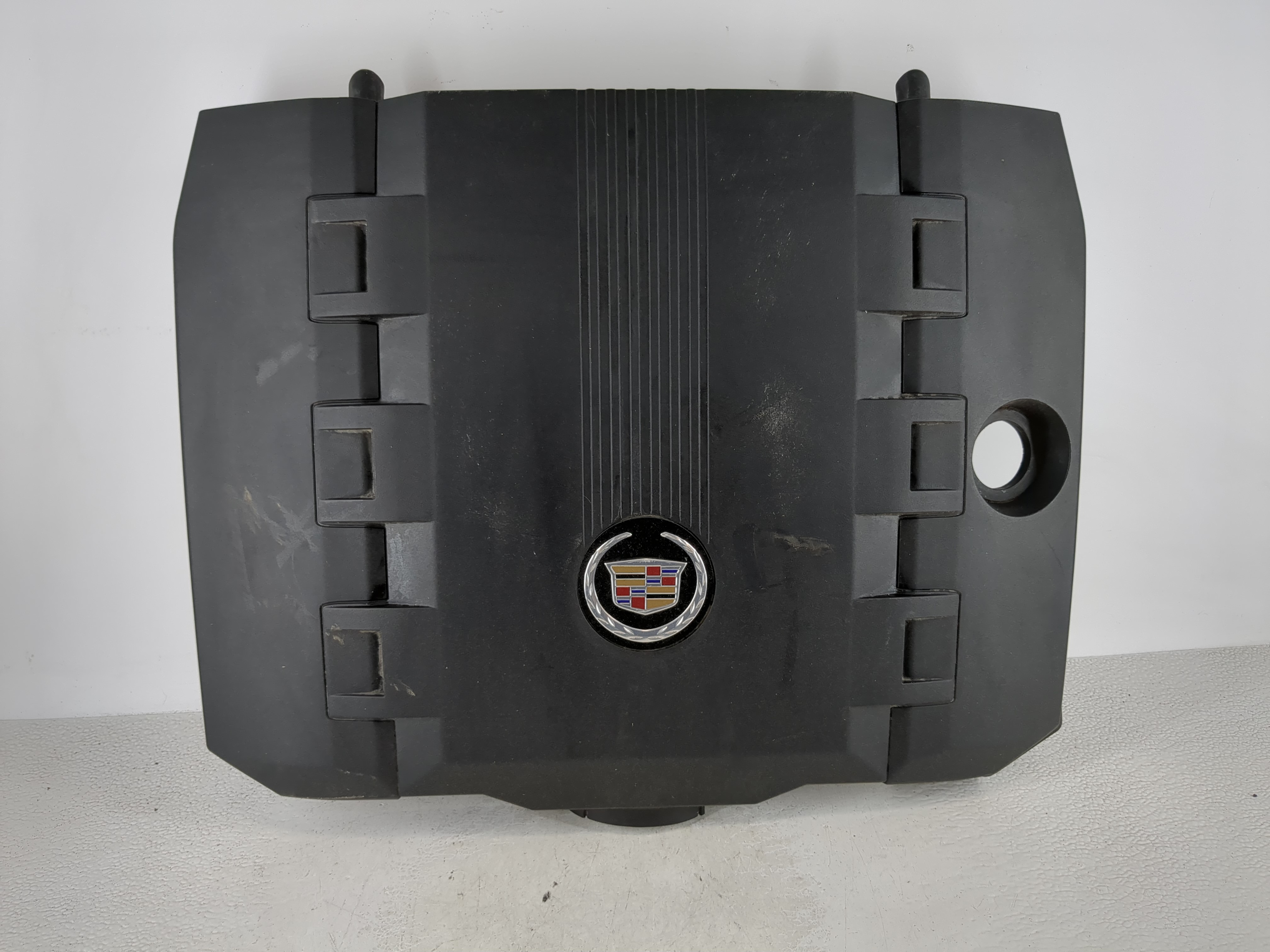 2012 Cadillac Cts Engine Cover 1129929 - Oemusedautoparts1.com