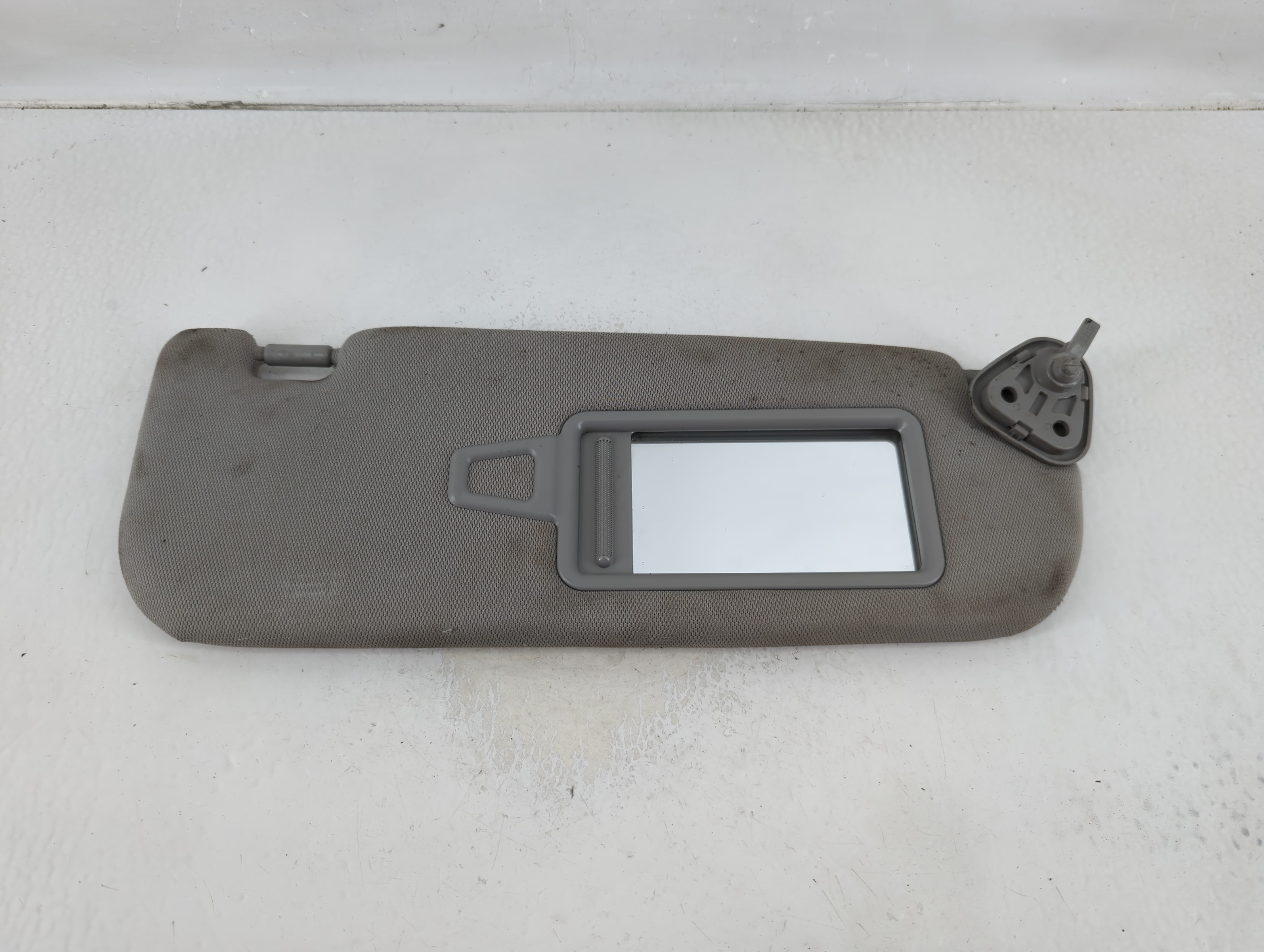 2011-2016 Kia Optima Driver Sun Visor Mirror Left Sunvisor Grey 1129943 - Oemusedautoparts1.com