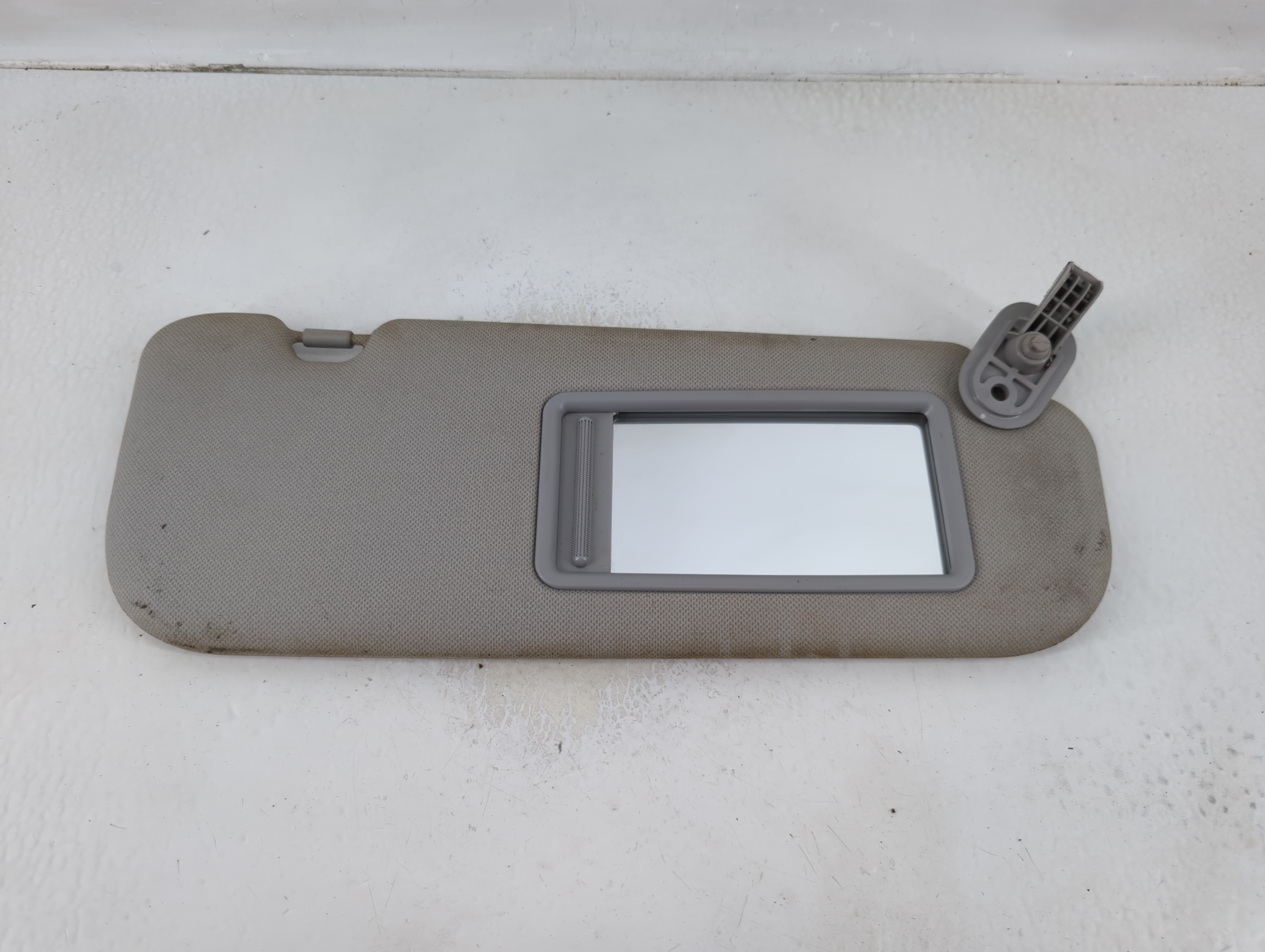 Picture of 2014-2016 Hyundai Elantra Driver Sun Visor Mirror Left Sunvisor Grey 1129944