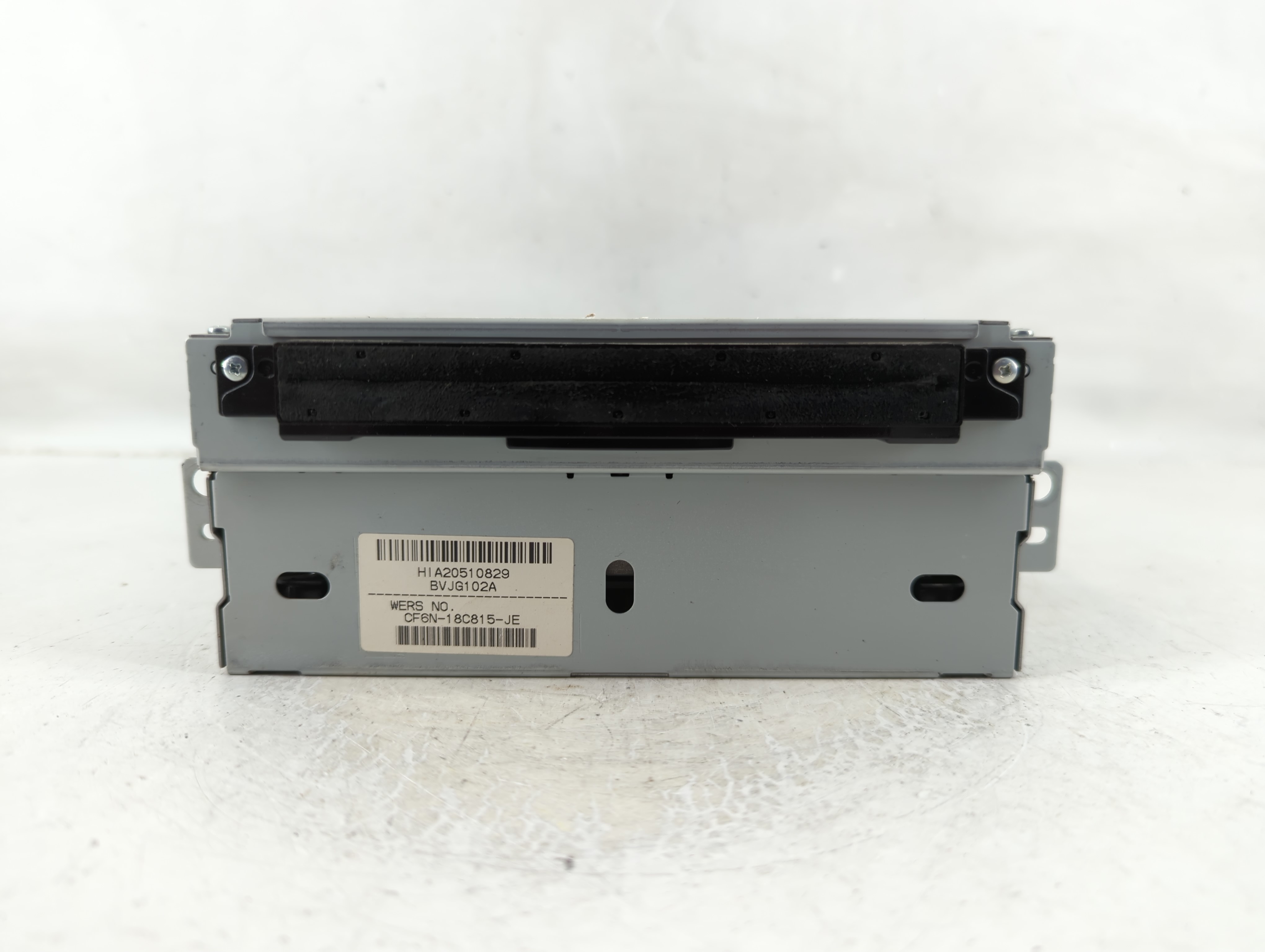2008-2014 Land Rover Lr2 Am Fm Cd Player Radio Receiver 1129967 - Oemusedautoparts1.com
