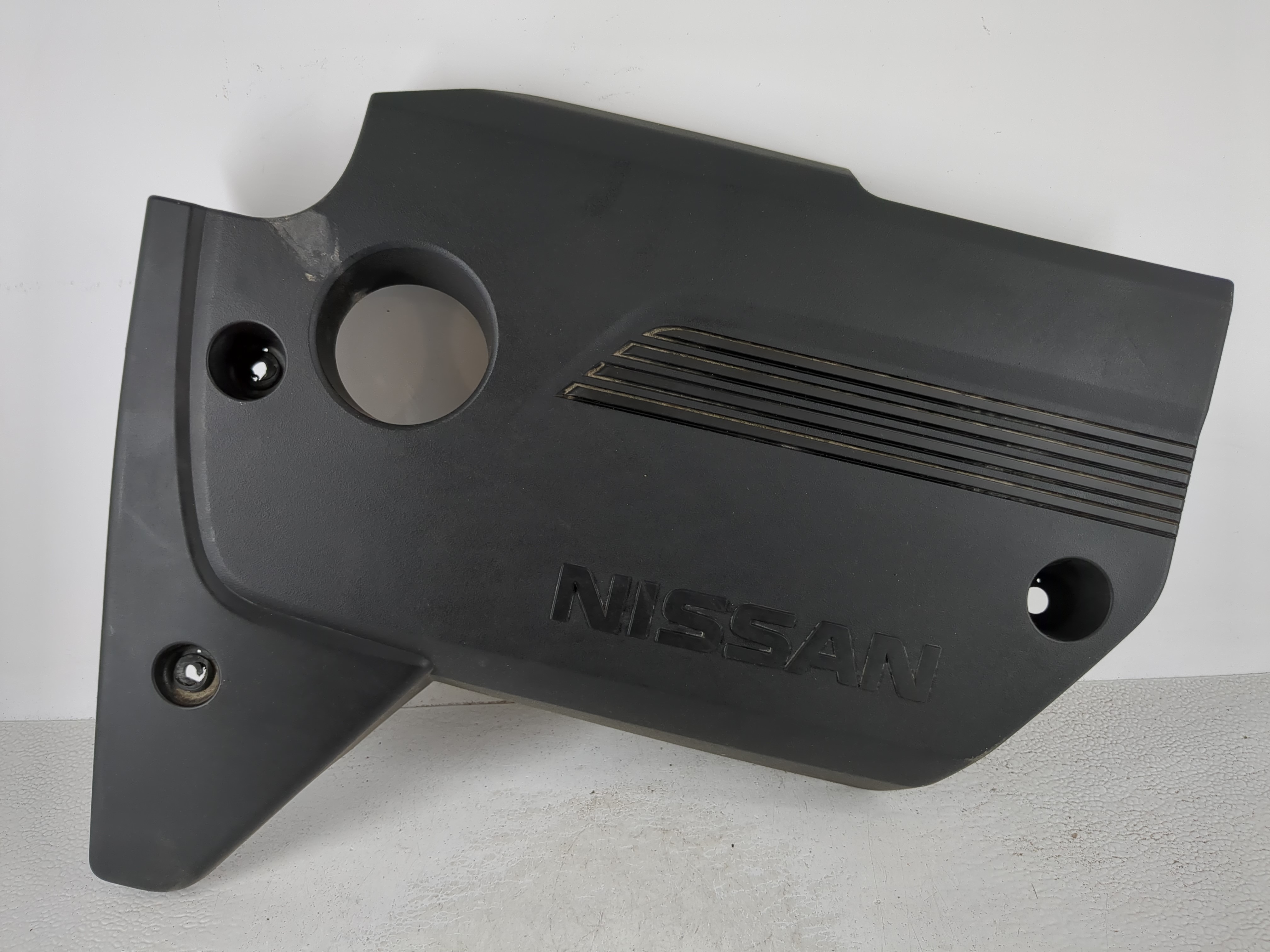 2016 Nissan Altima Engine Cover 1129979 - Oemusedautoparts1.com