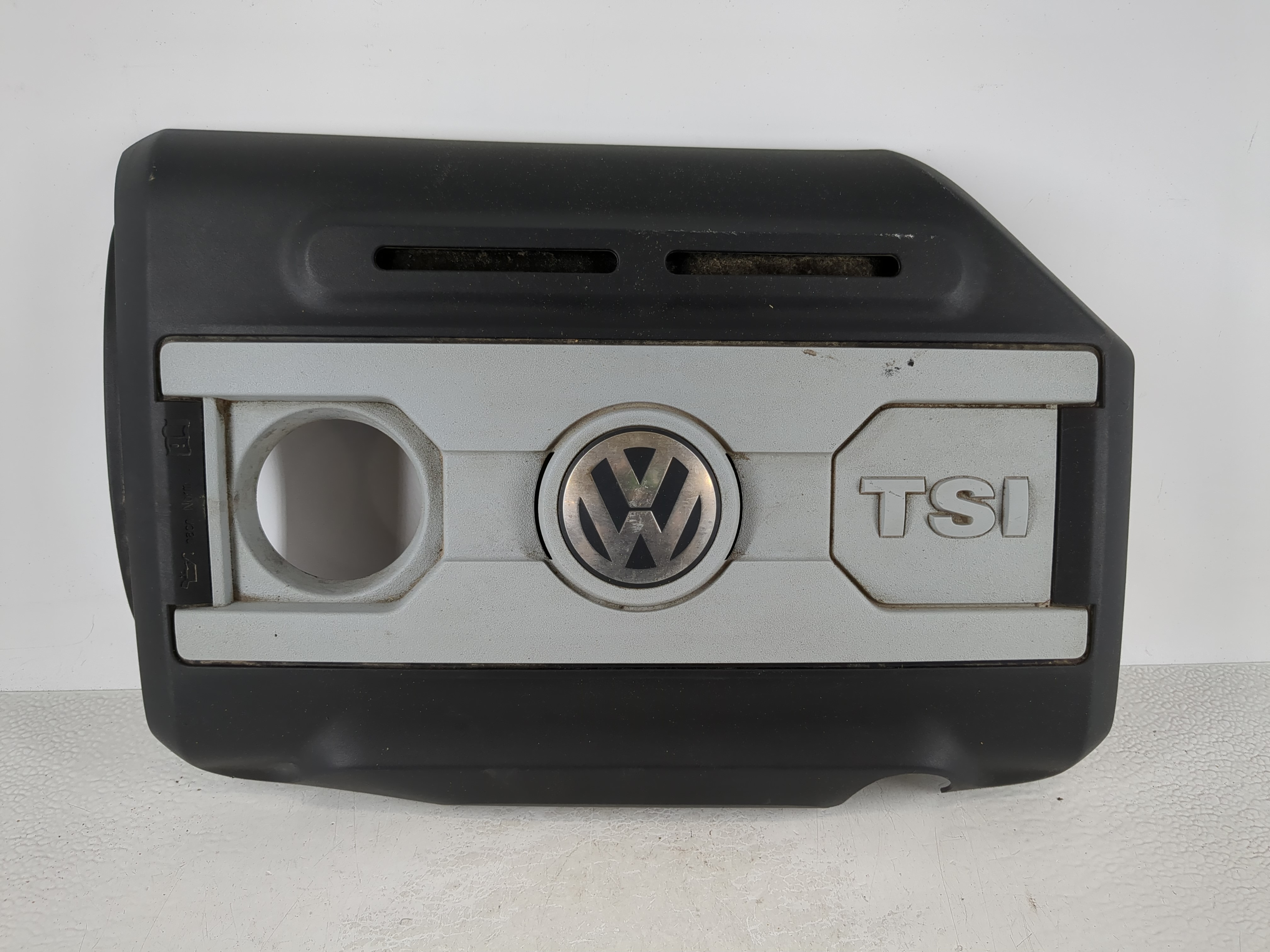 Picture of 2013 Volkswagen Cc Engine Cover 1130162