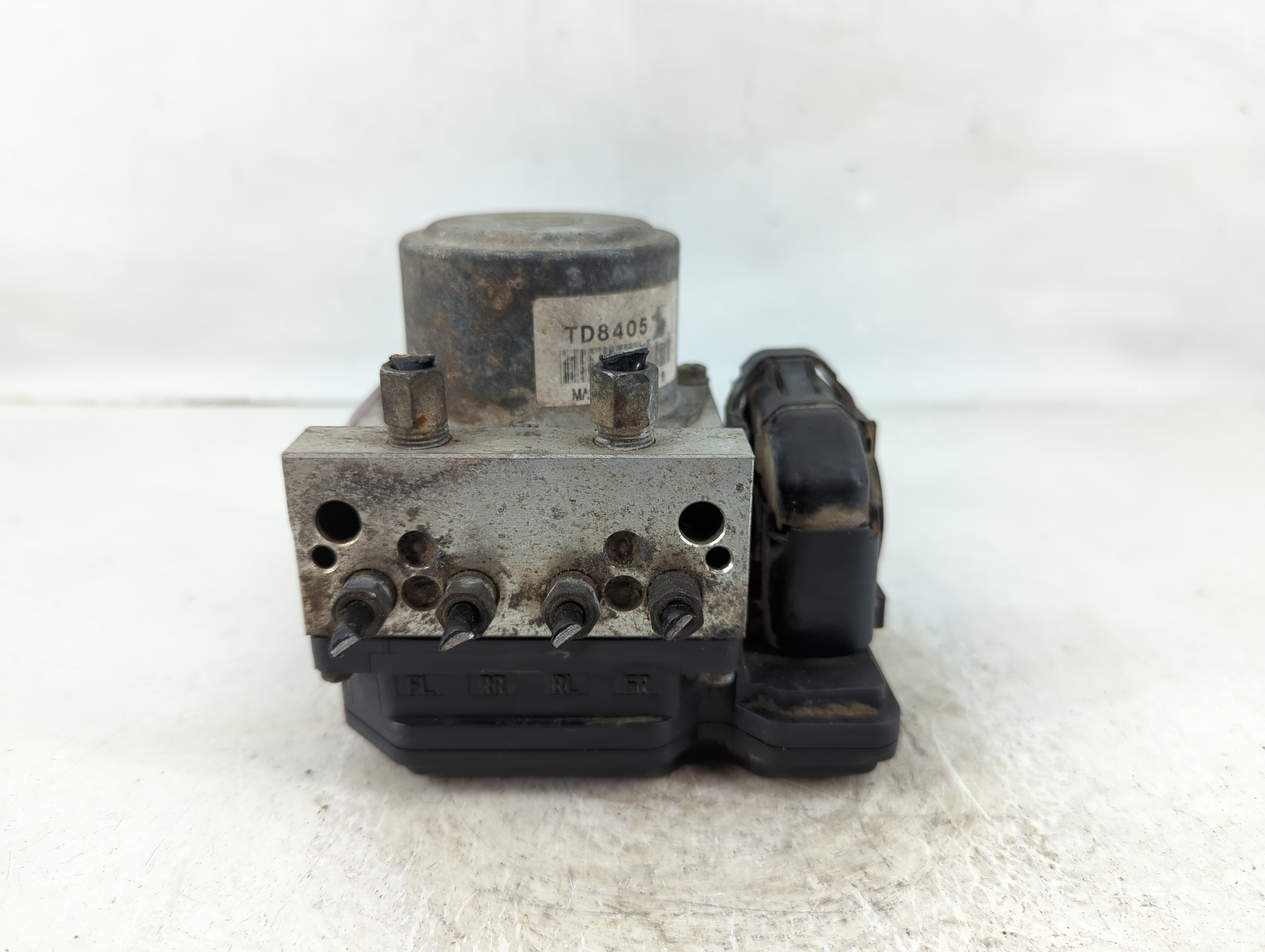 Picture of 2011-2011 Nissan Rogue Abs Pump Control Module 1130371