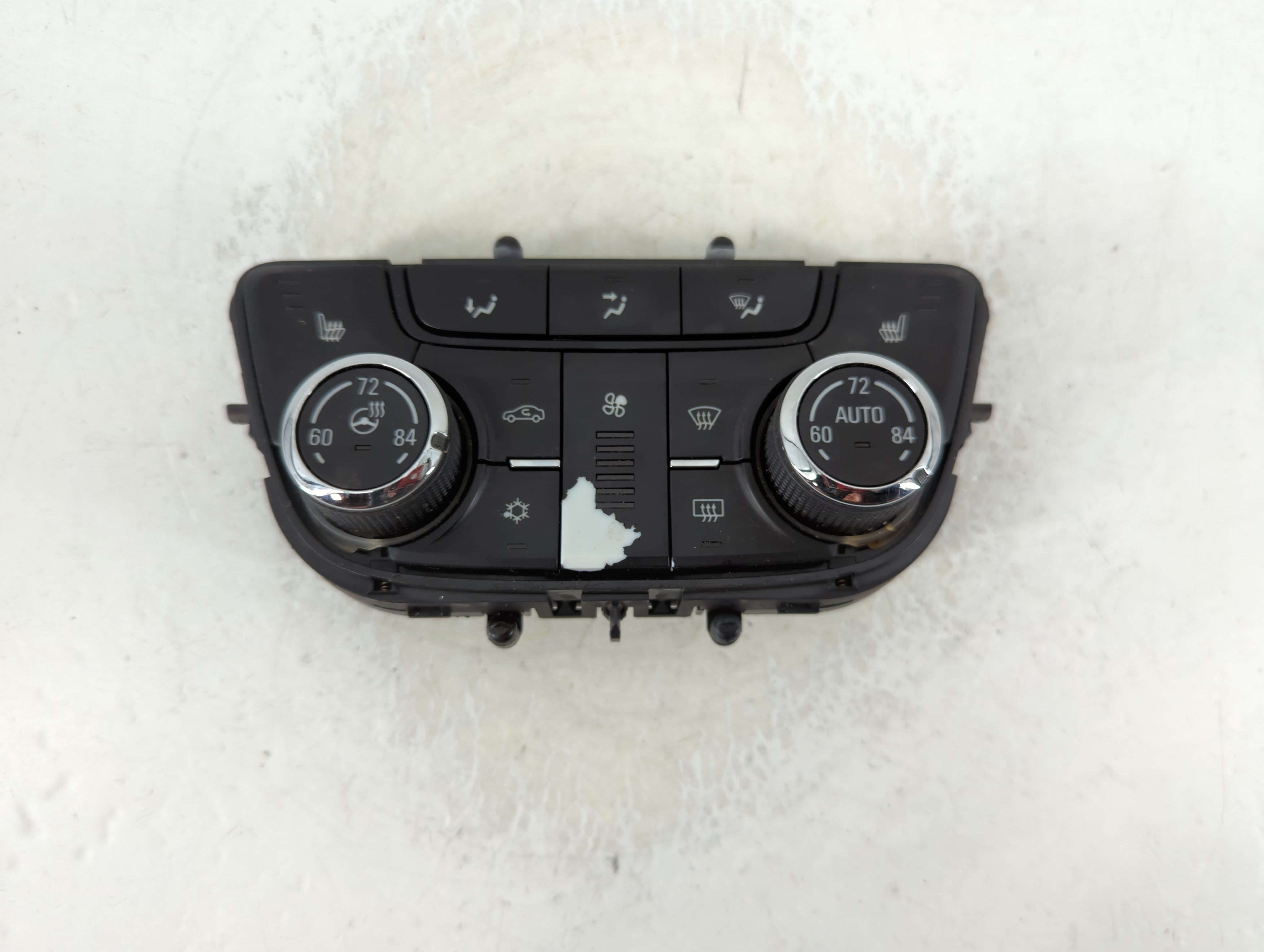 2016-2016 Buick Encore Am Fm Cd Player Radio Receiver 1131111 - Oemusedautoparts1.com