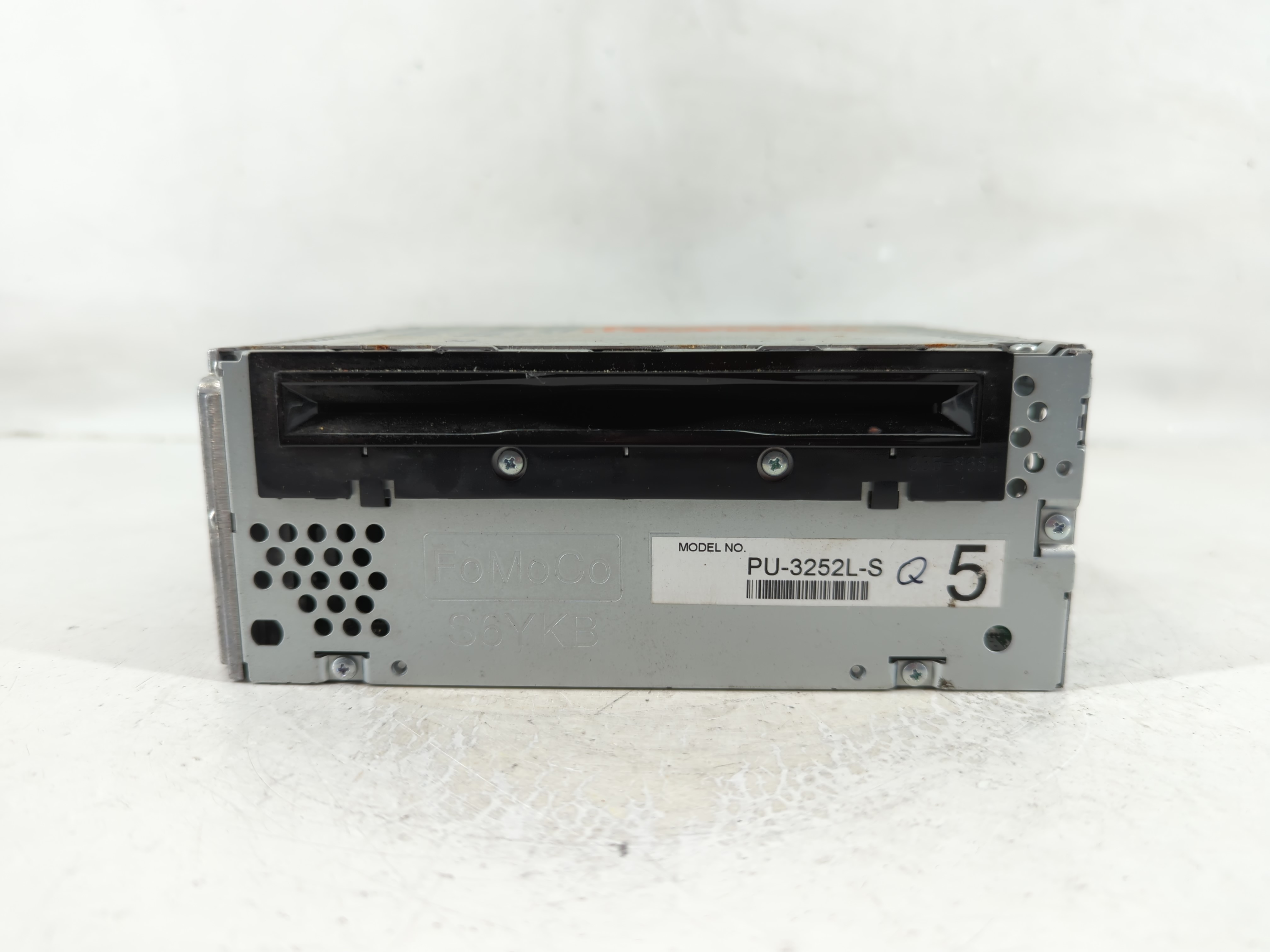 2011-2011 Ford Explorer Am Fm Cd Player Radio Receiver 1131115 - Oemusedautoparts1.com