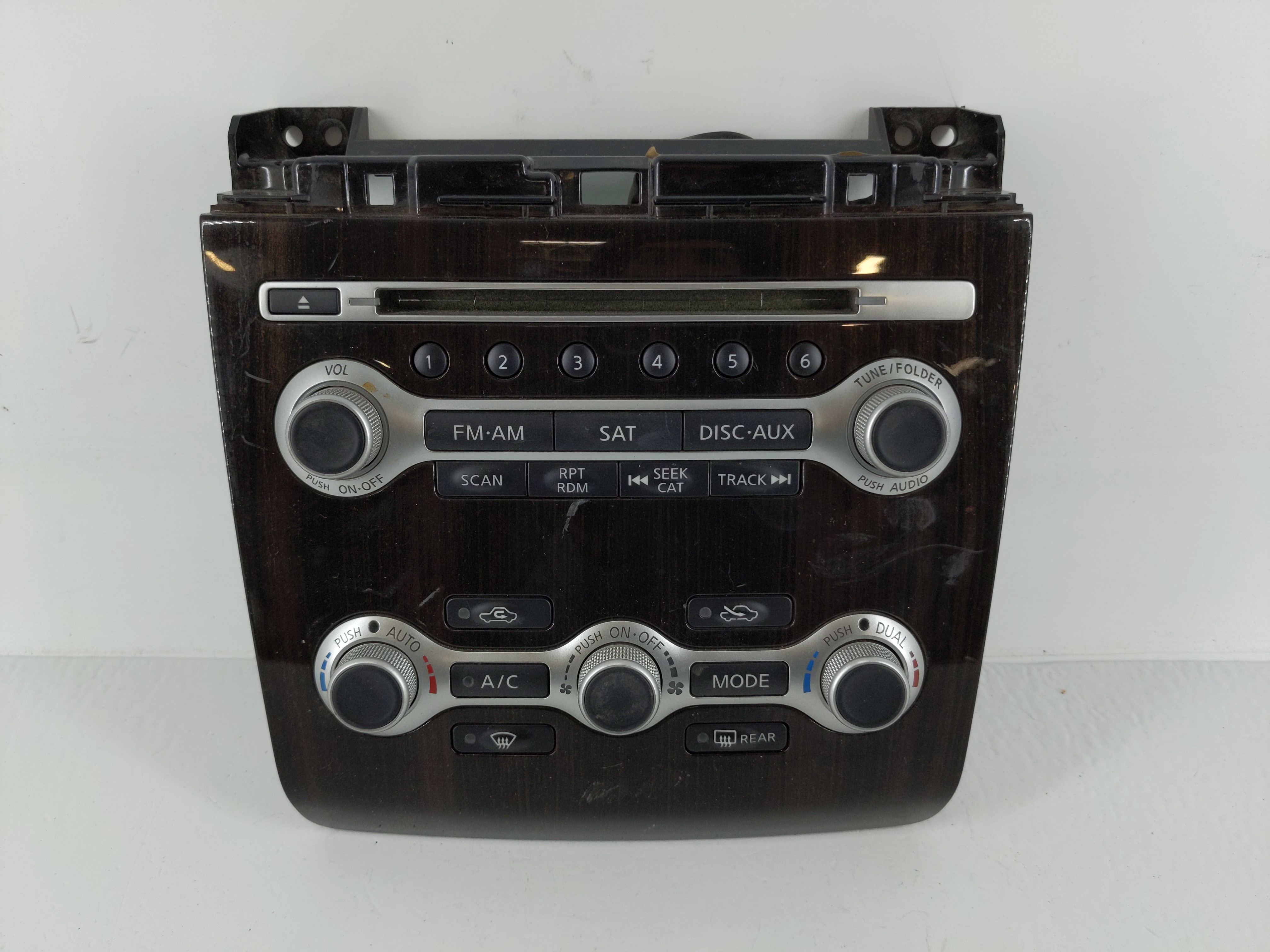 Picture of 2013-2014 Nissan Maxima Am Fm Cd Player Radio Receiver 1131307