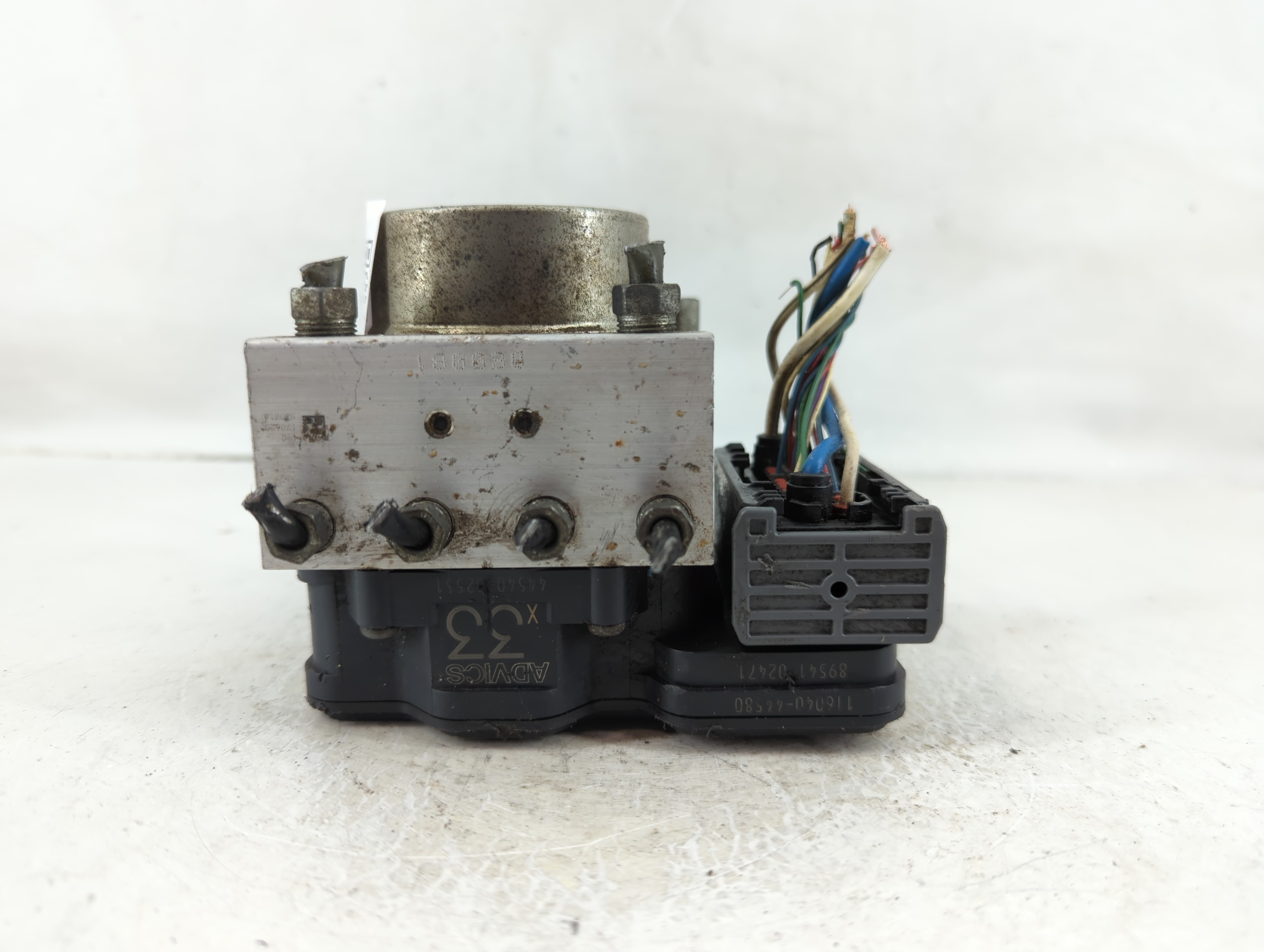 Picture of 2018-2019 Toyota Corolla Abs Pump Control Module 1131321