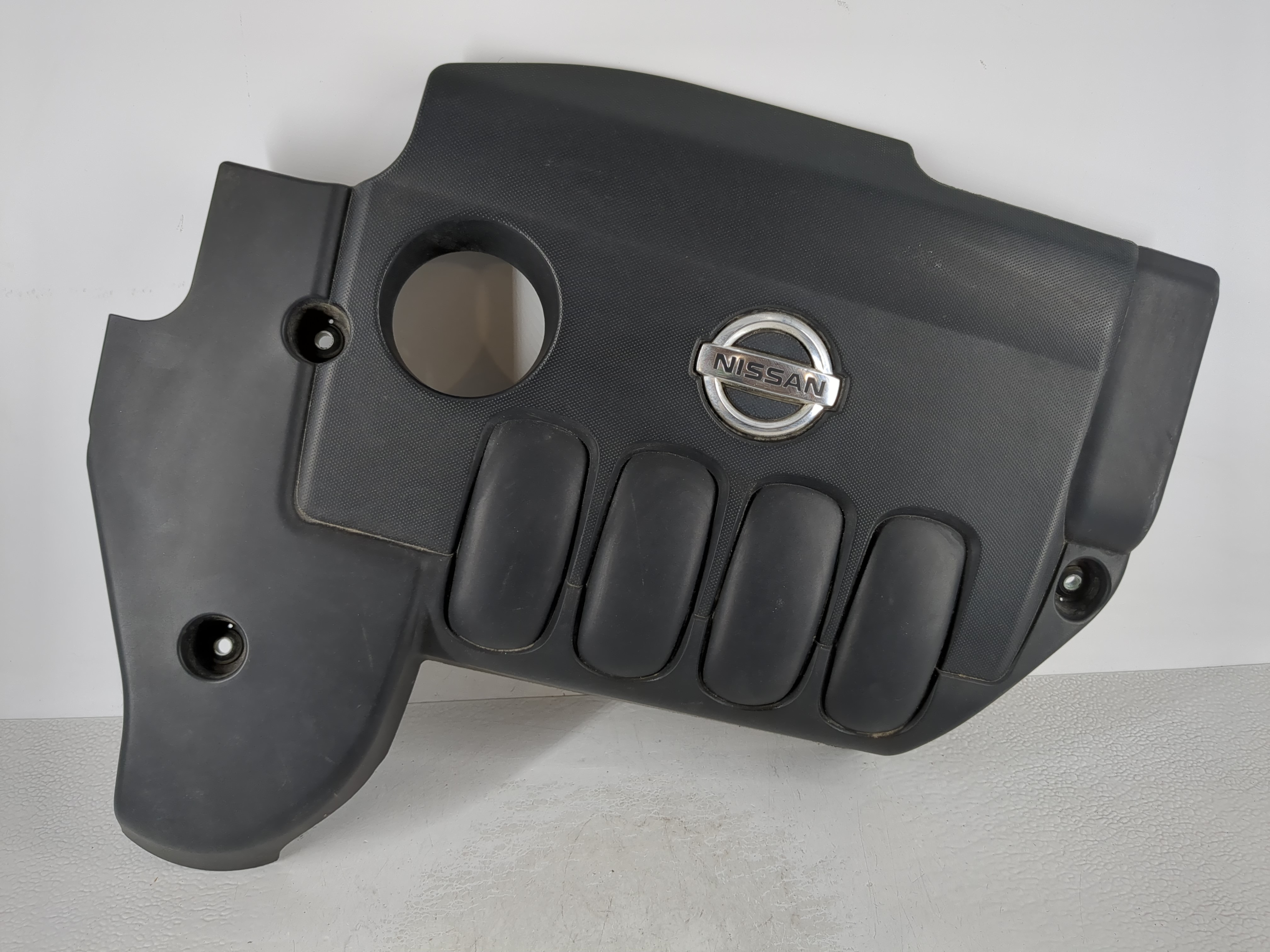 2012 Nissan Altima Engine Cover 1131417 - Oemusedautoparts1.com