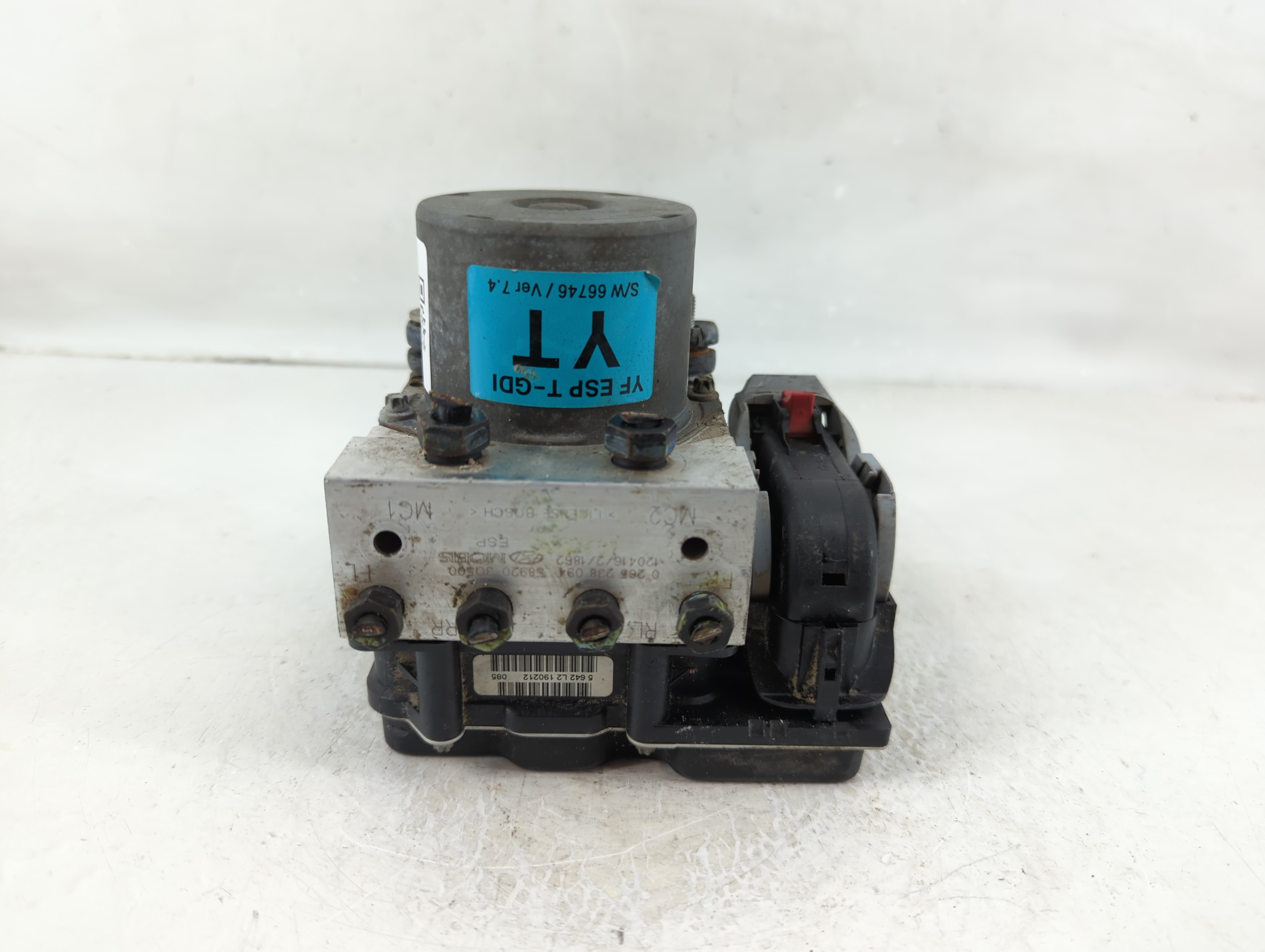 Picture of 2011-2013 Hyundai Sonata Abs Pump Control Module 1131431