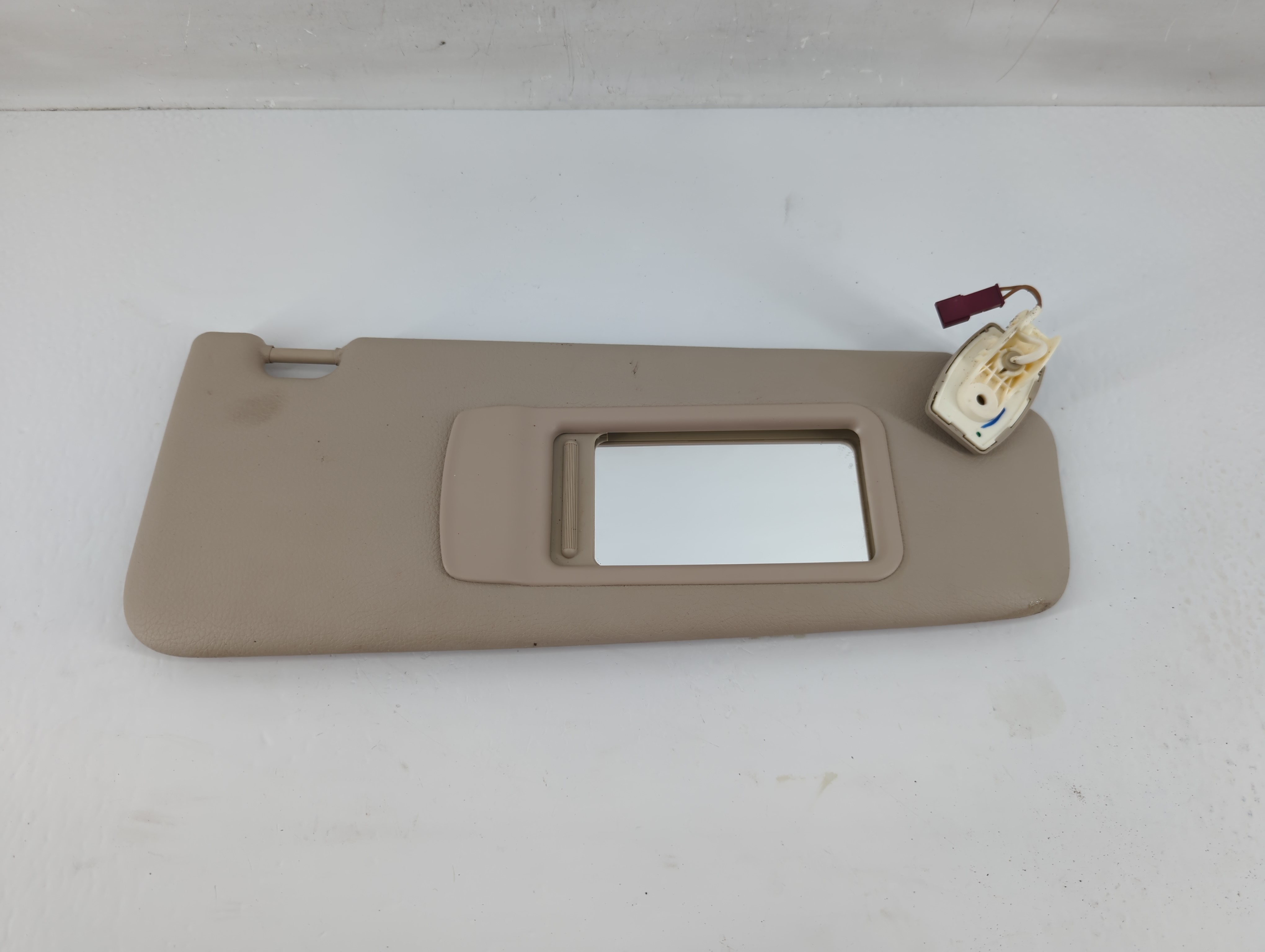 Picture of 2011-2016 Bmw 528i Passenger Sun Visor Mirror Right Sunvisor Grey 1131489